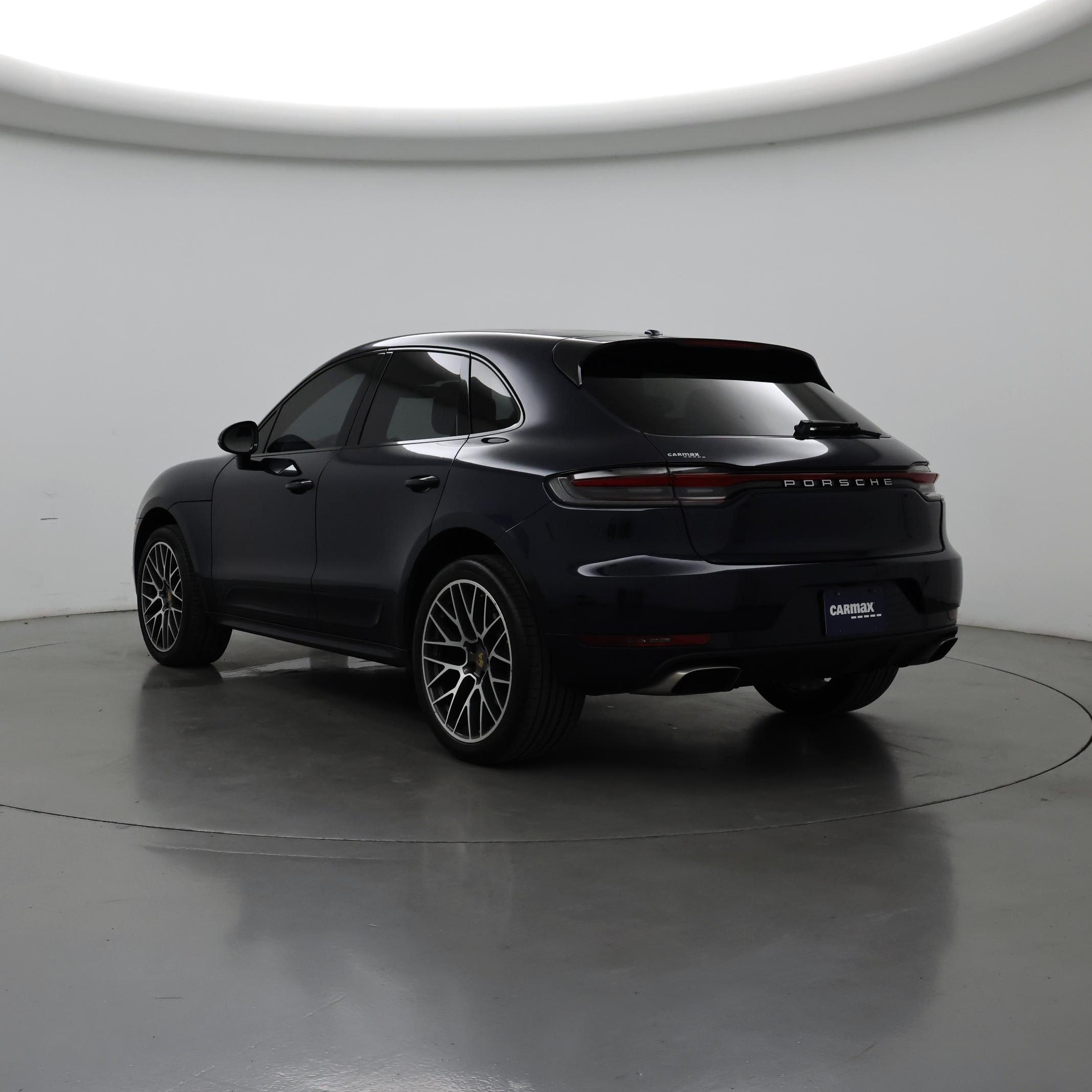 Thumbnail: 2020 Porsche Macan - 2