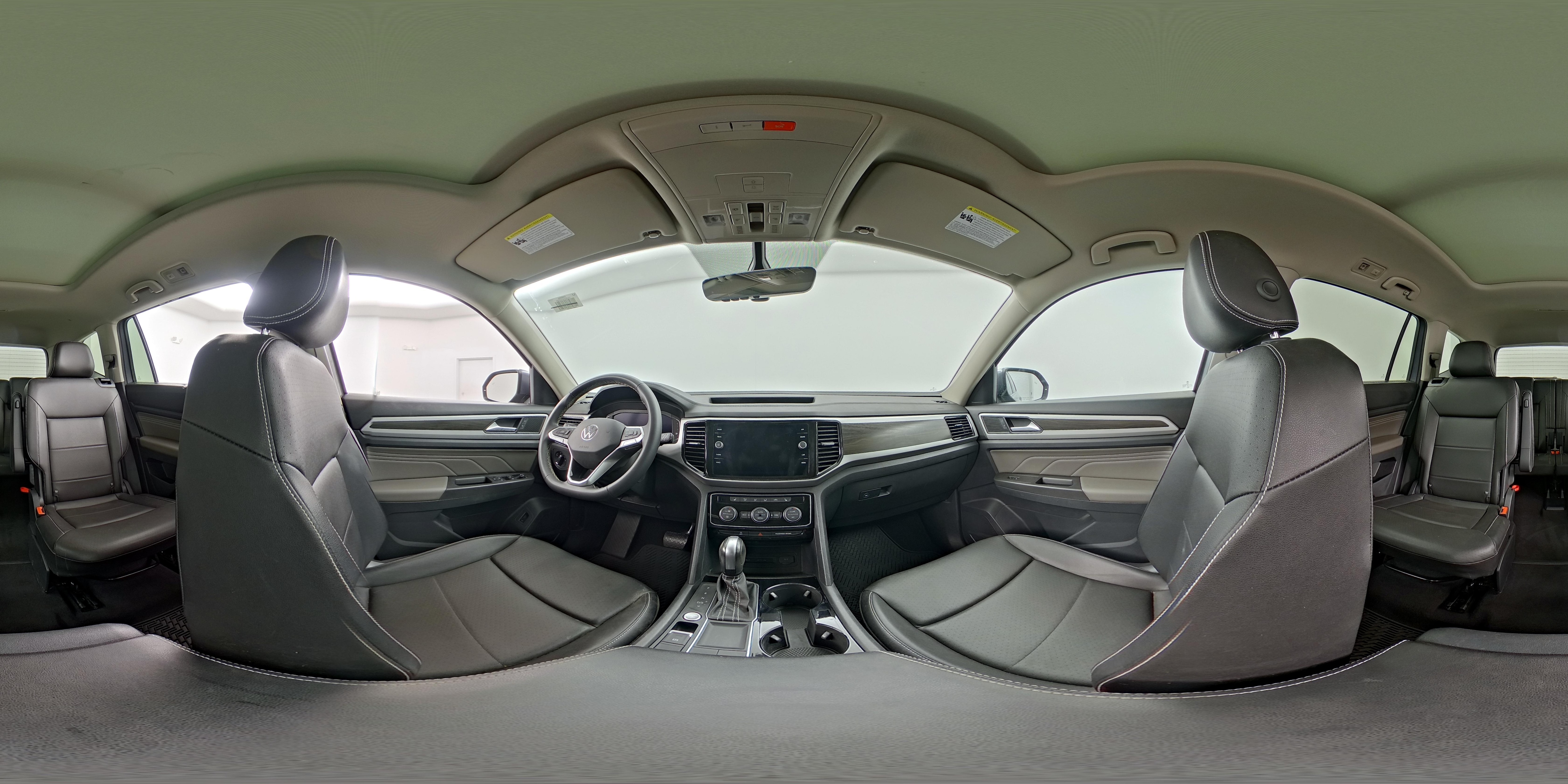 2023 Volkswagen Atlas SE w/Tech - Photo 27