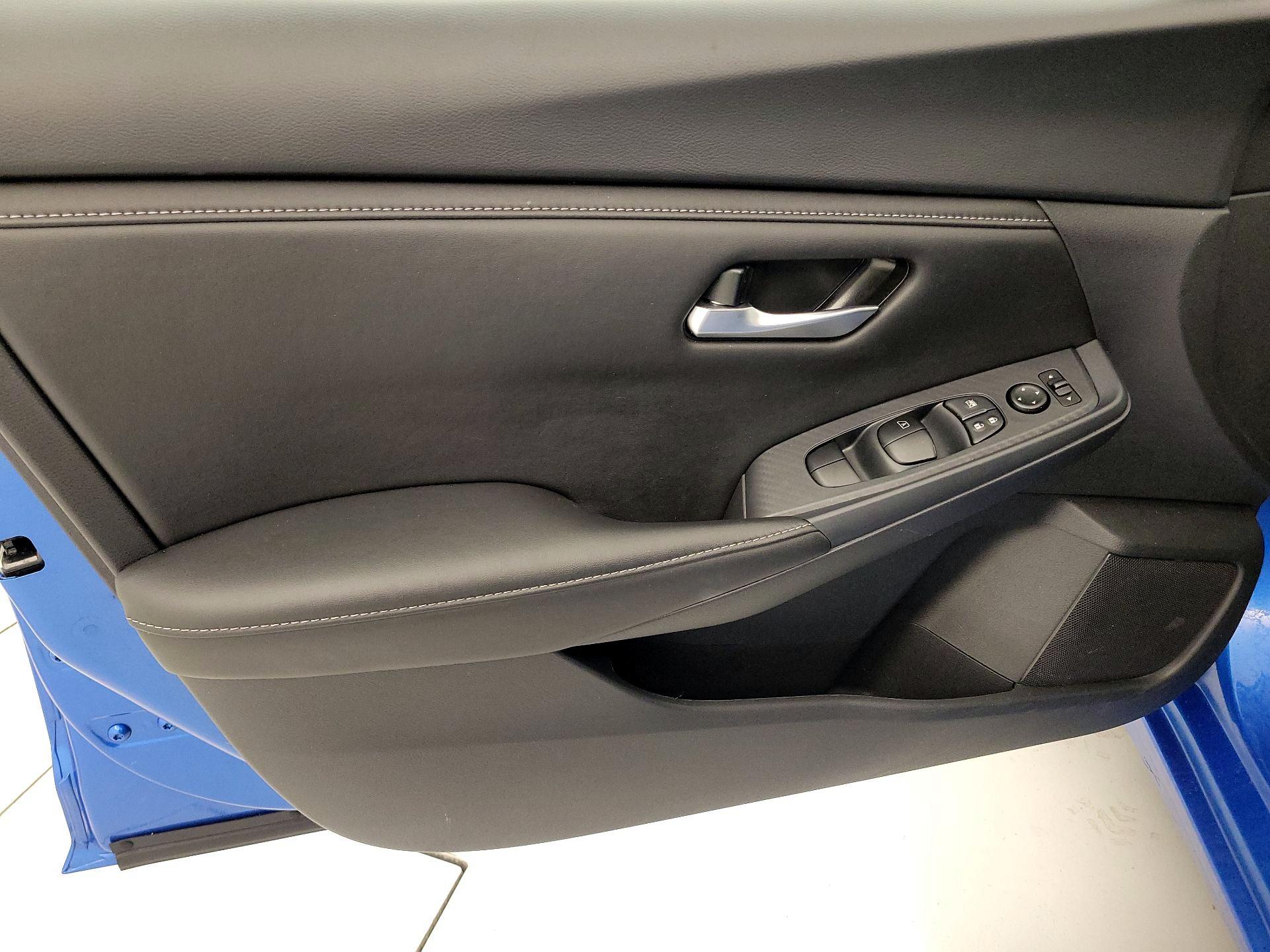 Thumbnail: 2025 Nissan Sentra - 12