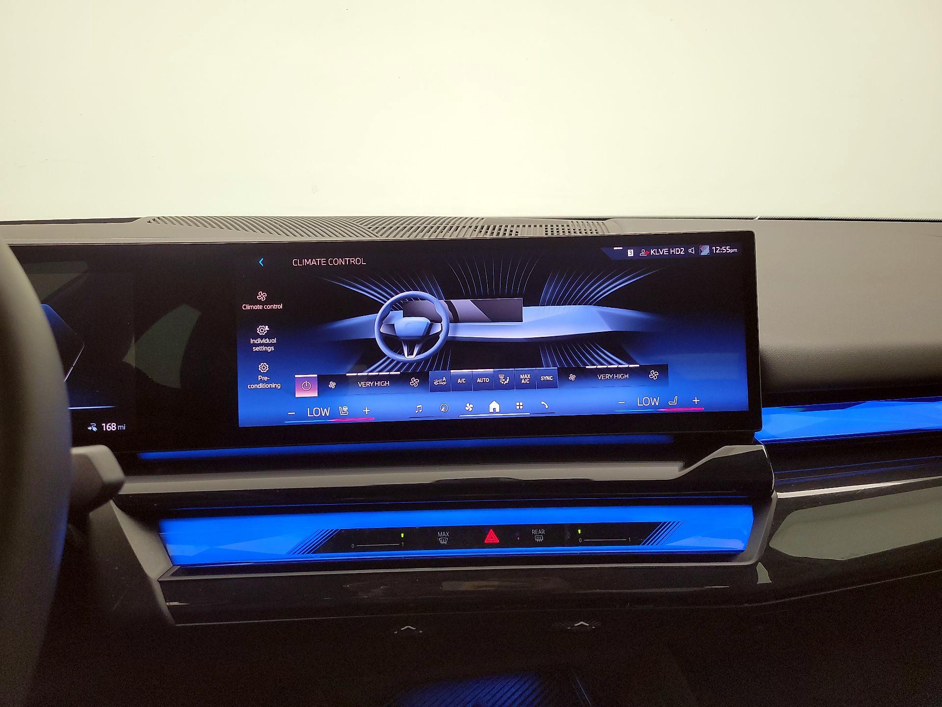Thumbnail: 2024 BMW i5 - 17