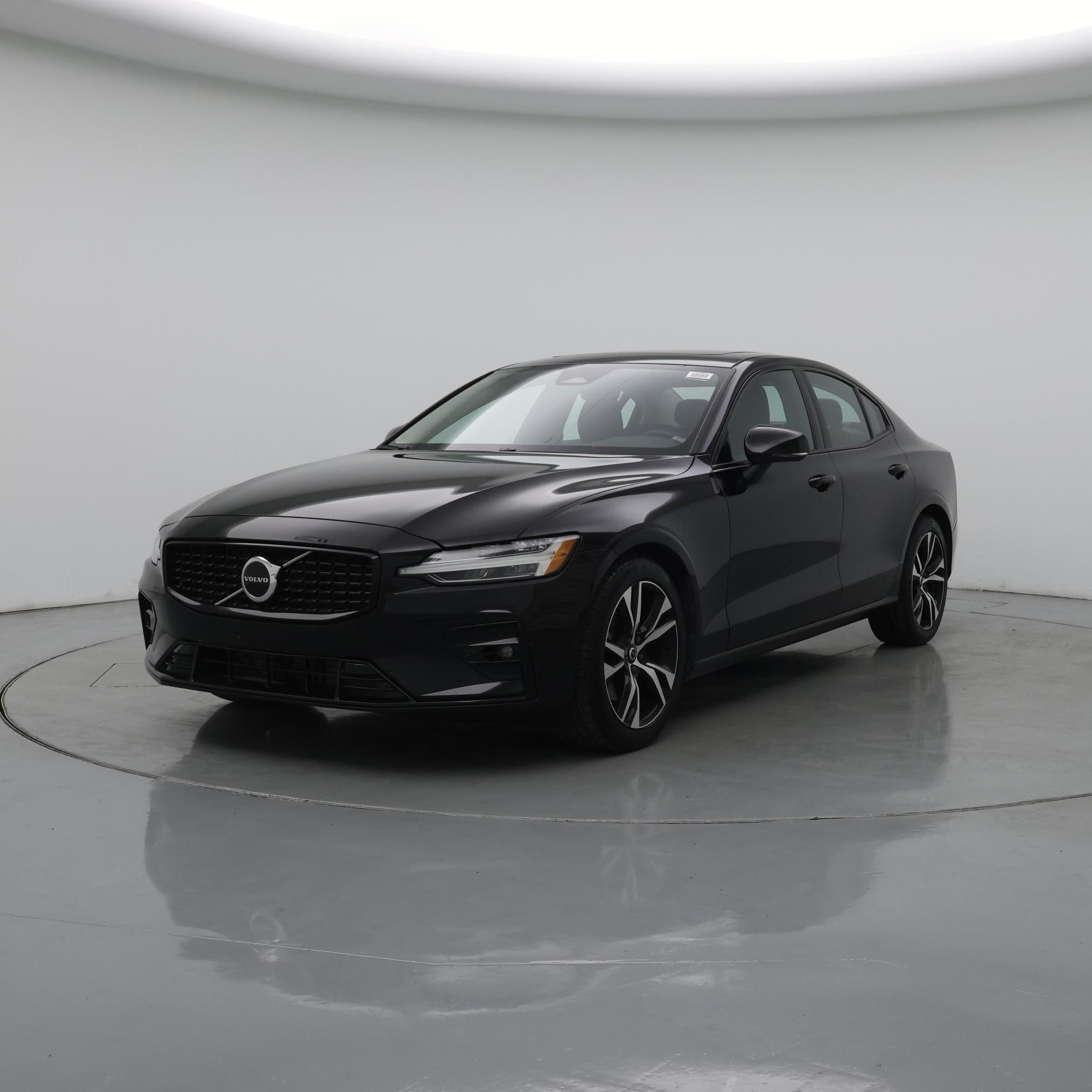 Thumbnail: 2024 Volvo S60 - 4