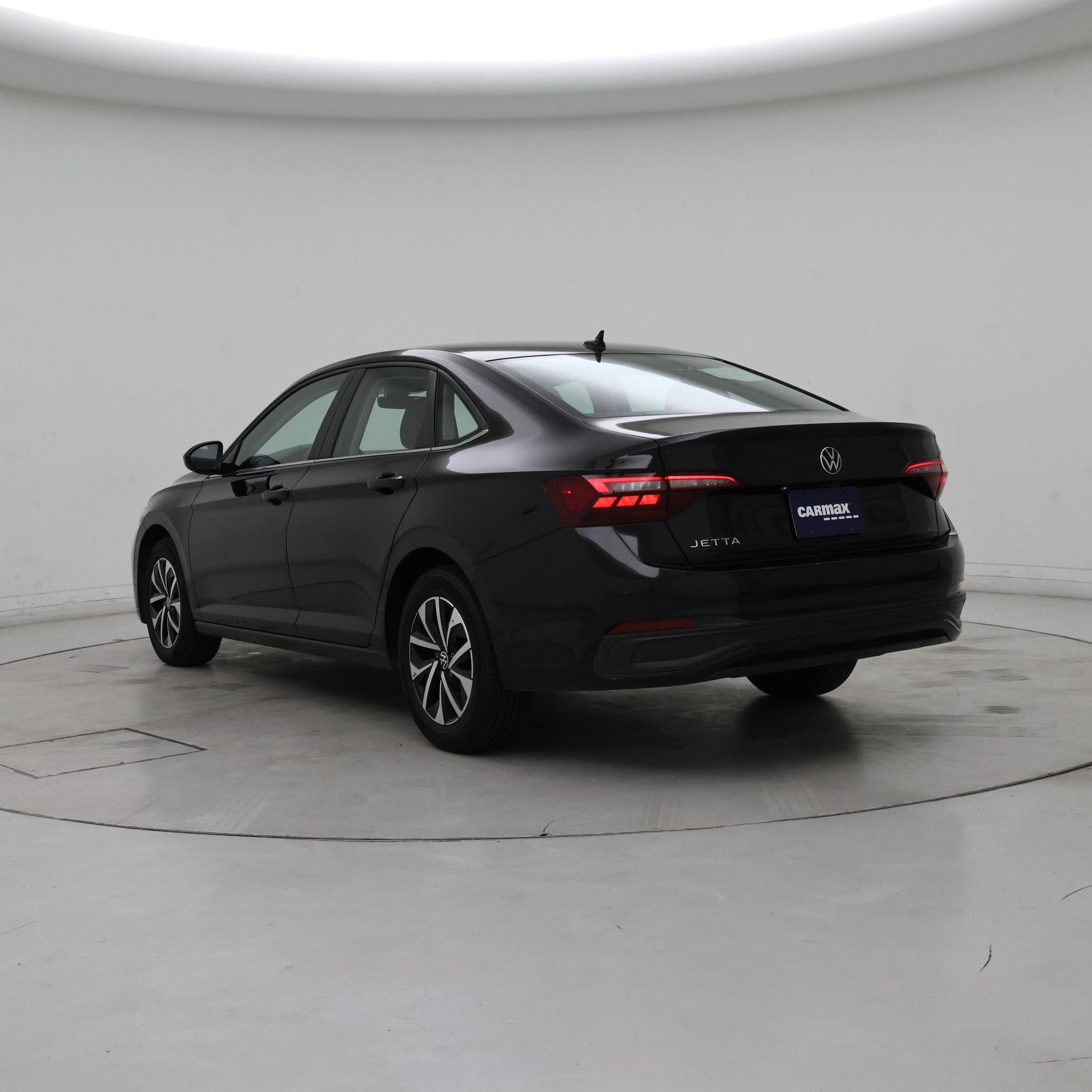 Thumbnail: 2024 Volkswagen Jetta - 2