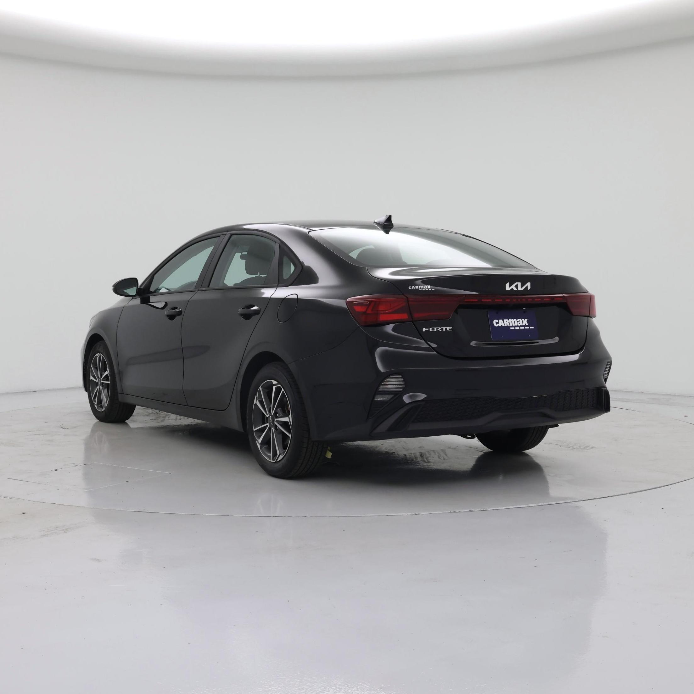 Thumbnail: 2022 Kia Forte - 2