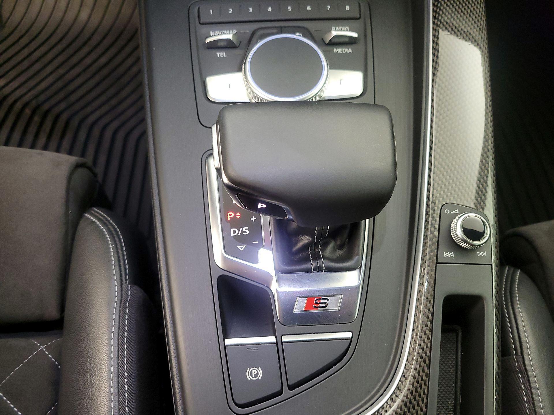 Thumbnail: 2018 Audi S5 - 18