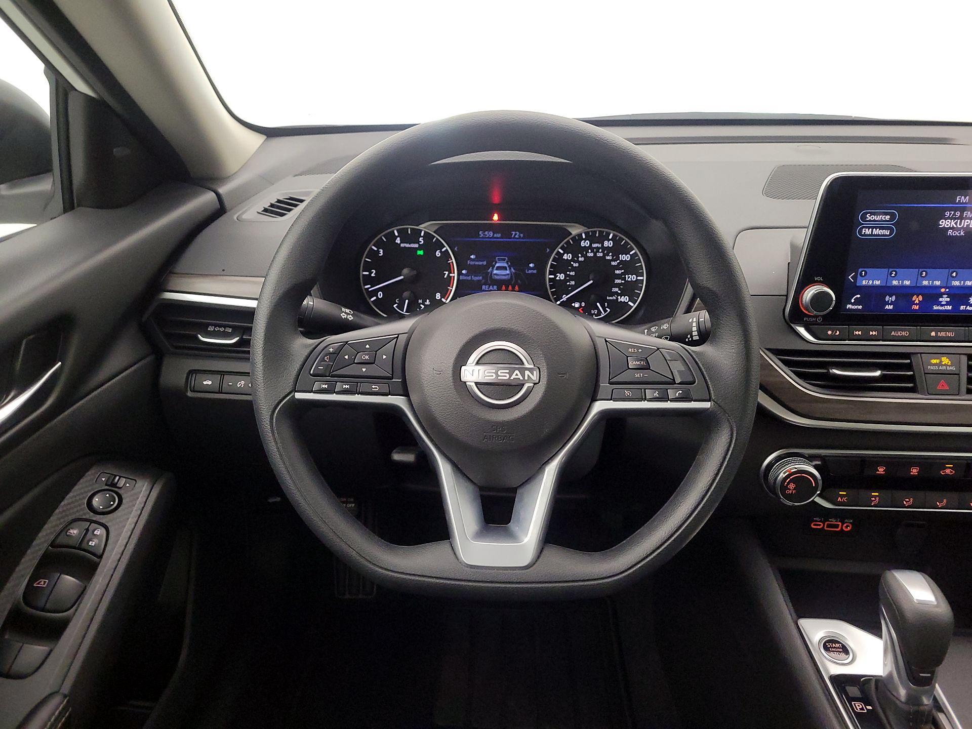 Thumbnail: 2025 Nissan Altima - 10