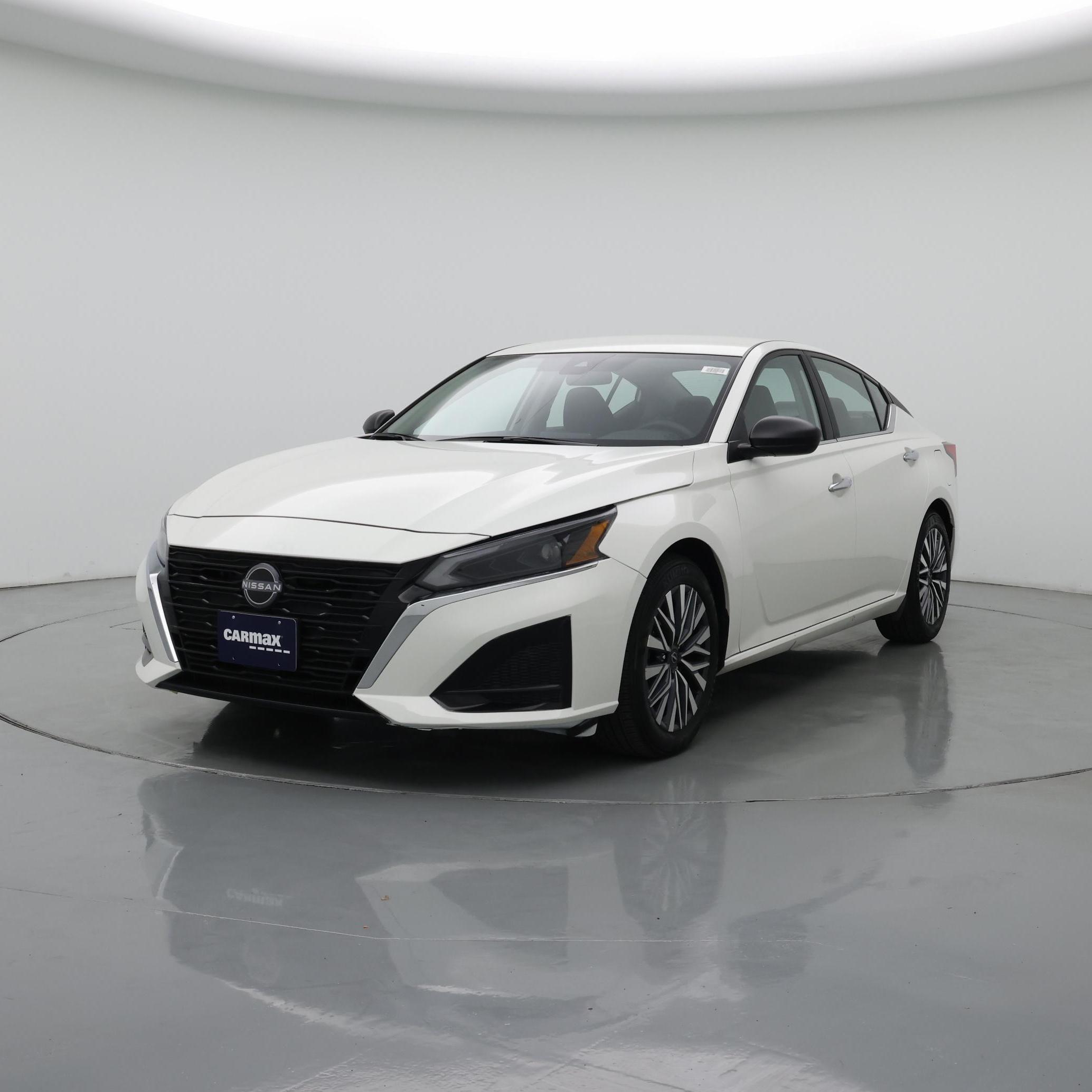 Thumbnail: 2025 Nissan Altima - 4