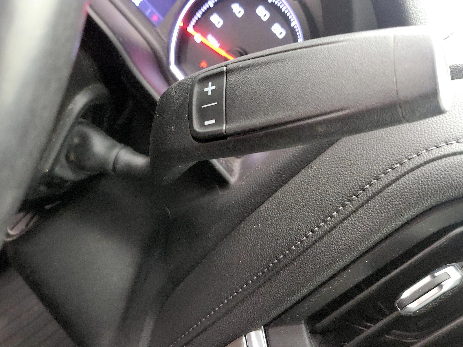 2021 Chevrolet Silverado 1500 LT - Photo 18