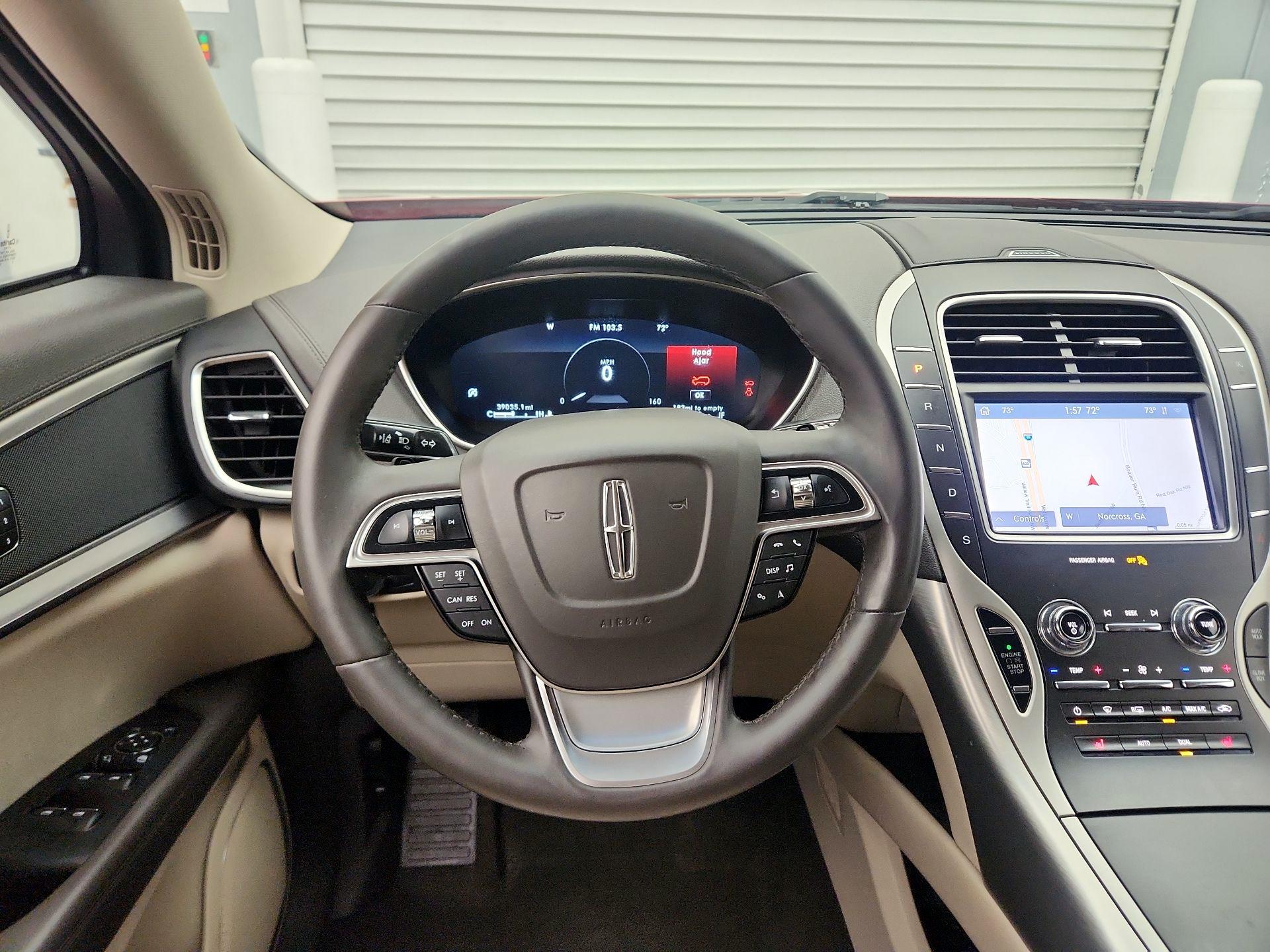 Thumbnail: 2020 Lincoln Nautilus - 10