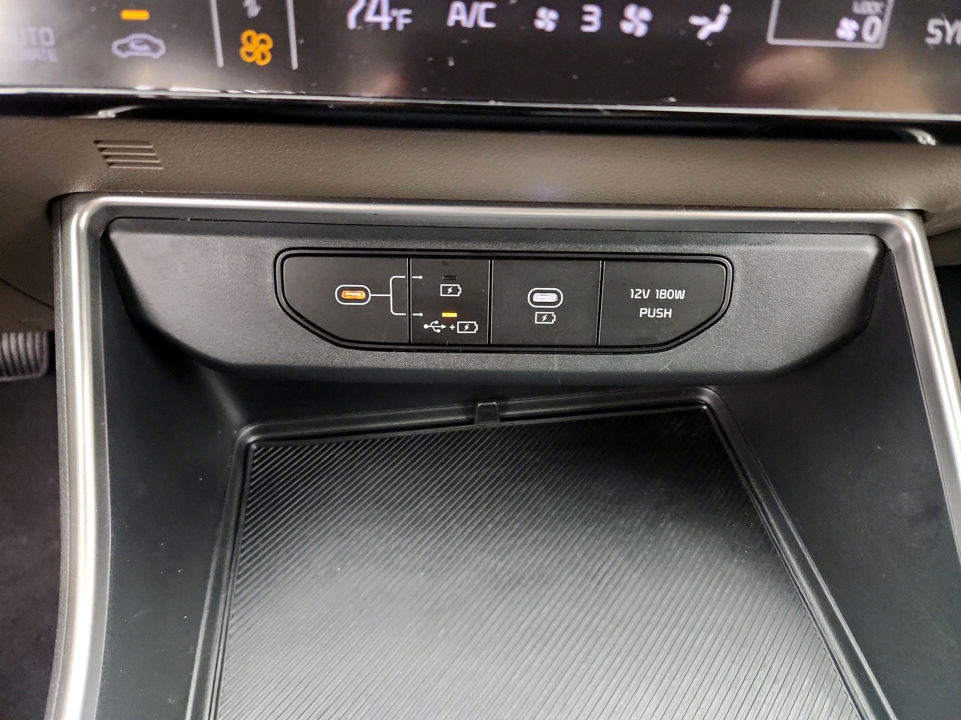 Thumbnail: 2025 Kia Carnival - 19