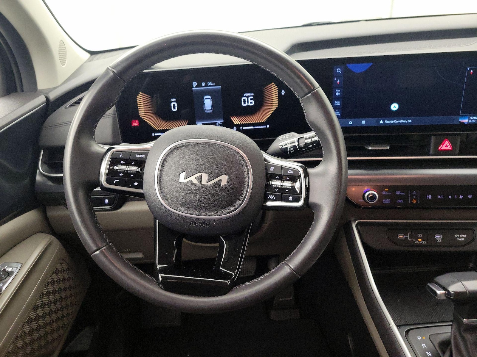 2025 Kia Carnival LXS - Photo 11