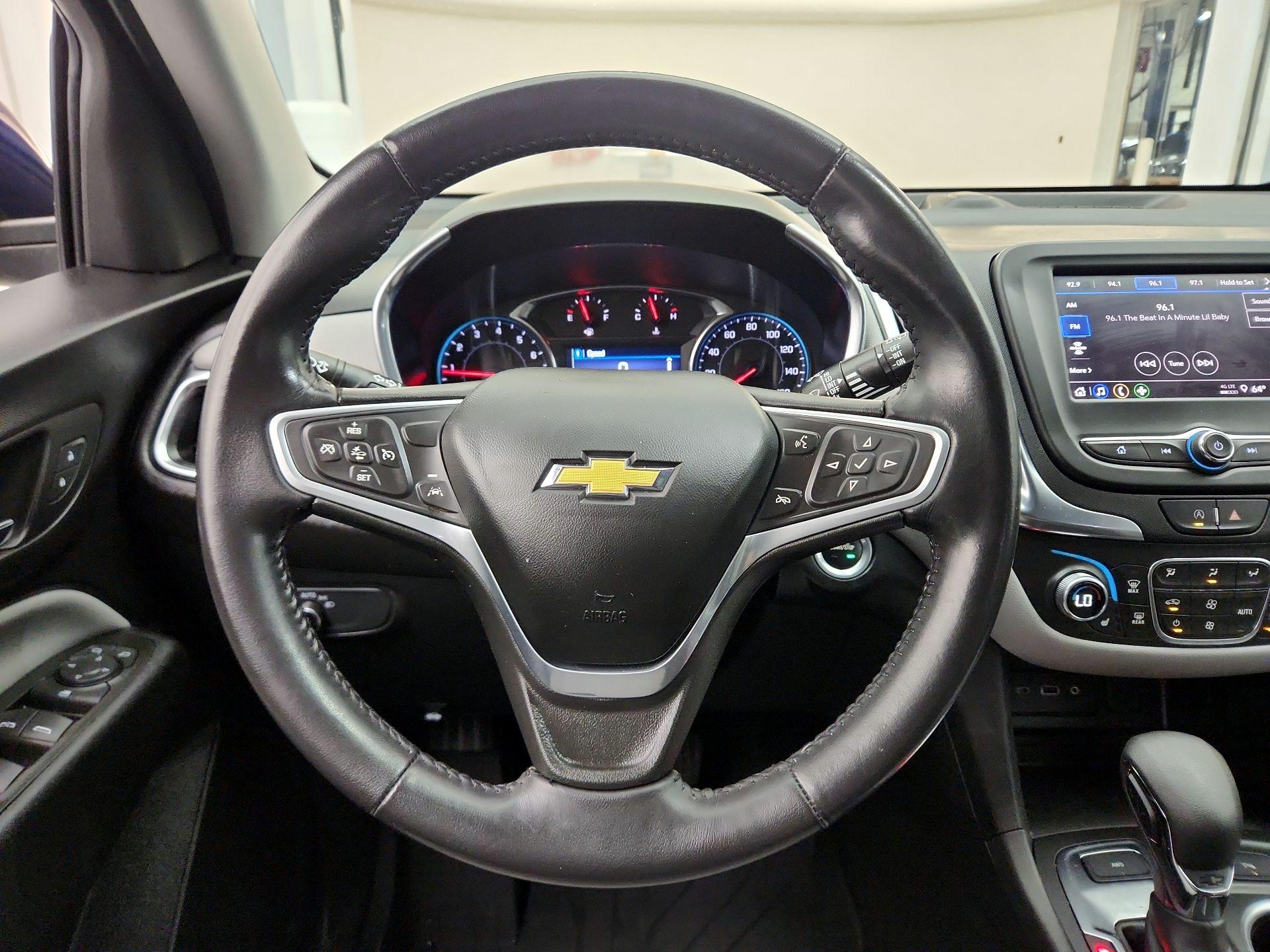 Thumbnail: 2022 Chevrolet Equinox - 10