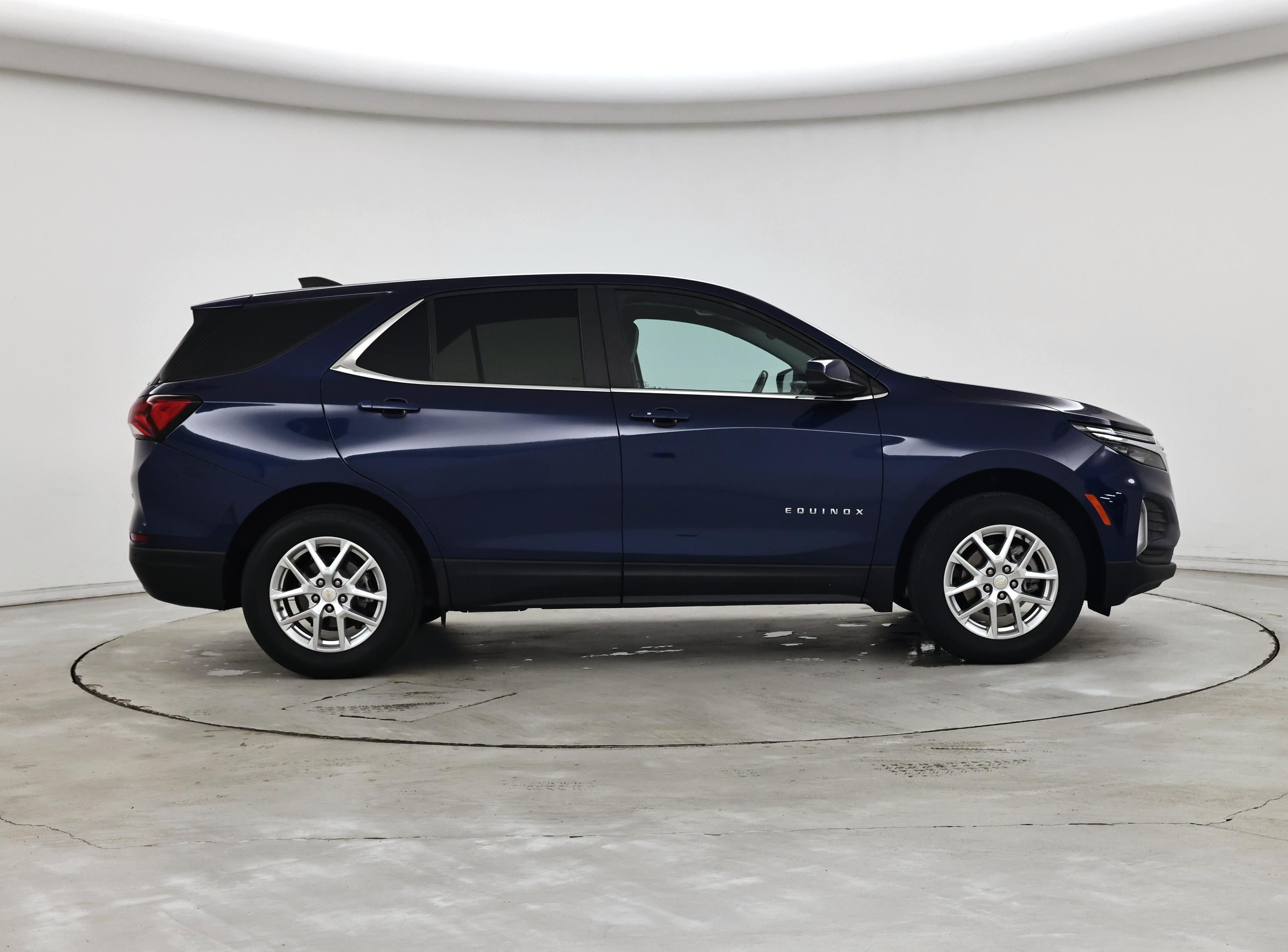 Thumbnail: 2022 Chevrolet Equinox - 7