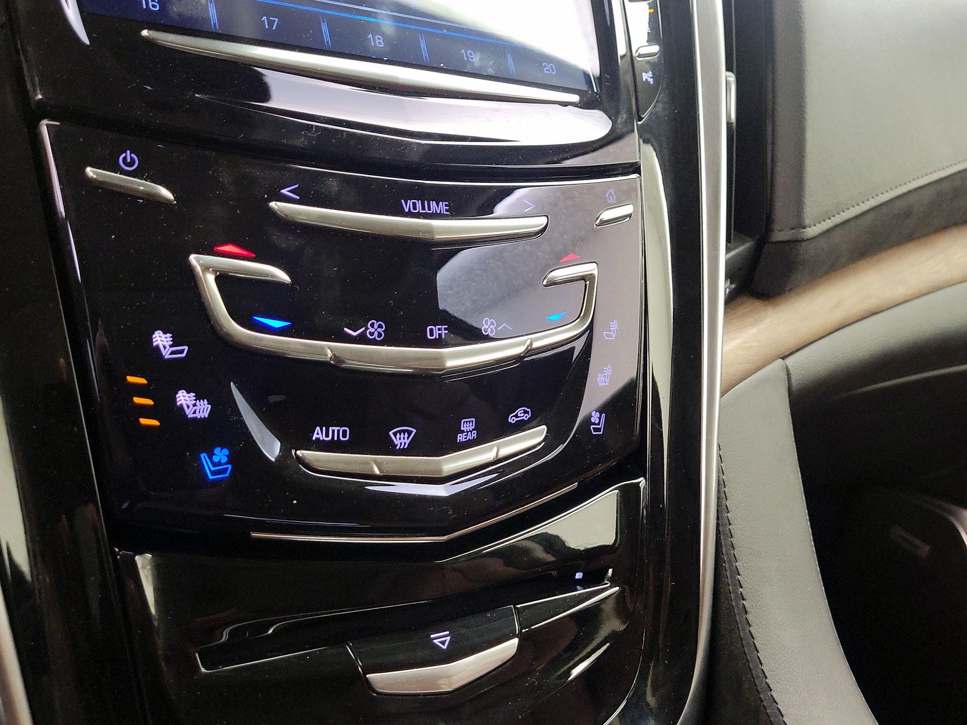 Thumbnail: 2020 Cadillac Escalade - 17
