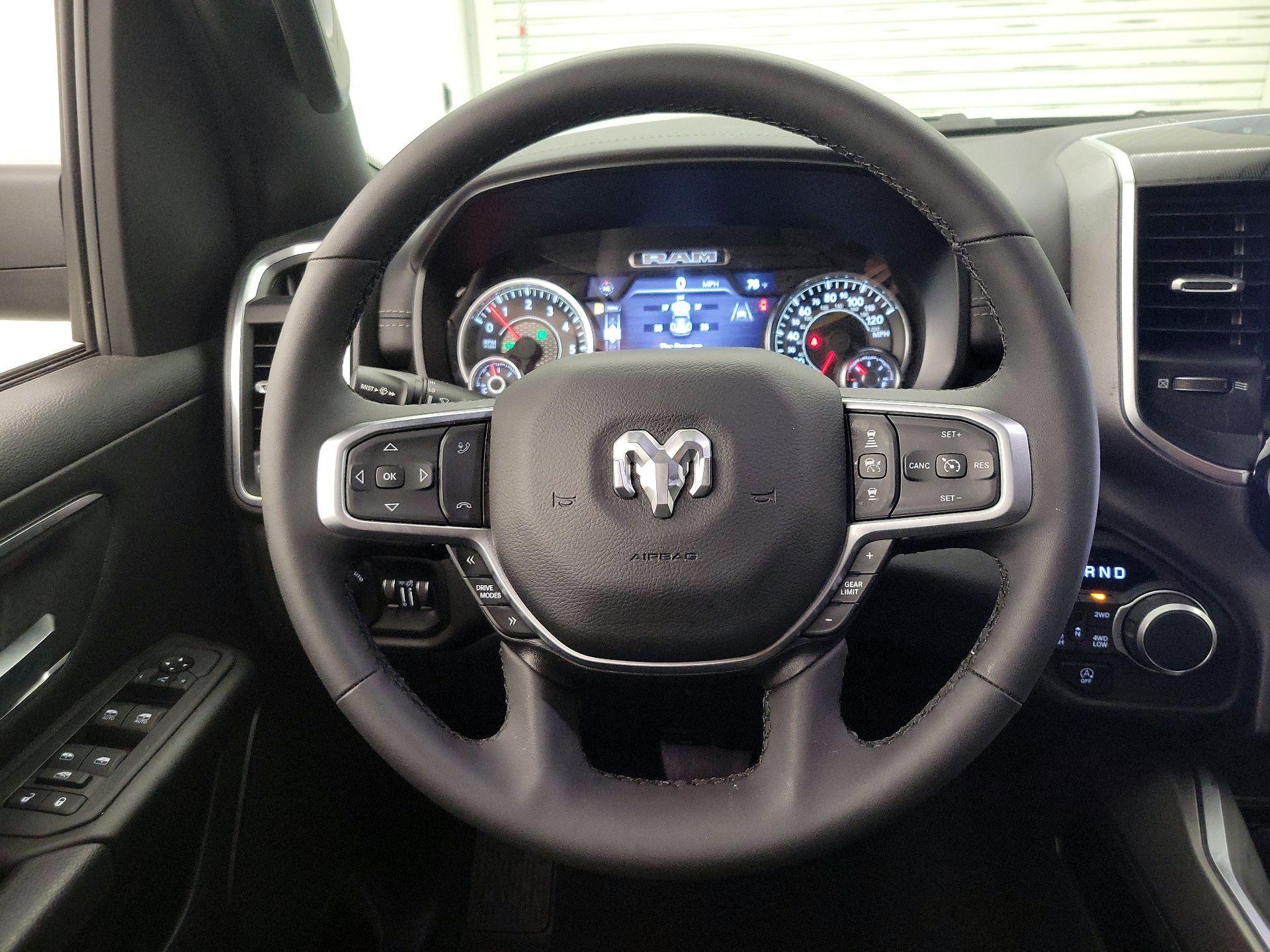 Thumbnail: 2025 RAM 1500 - 10