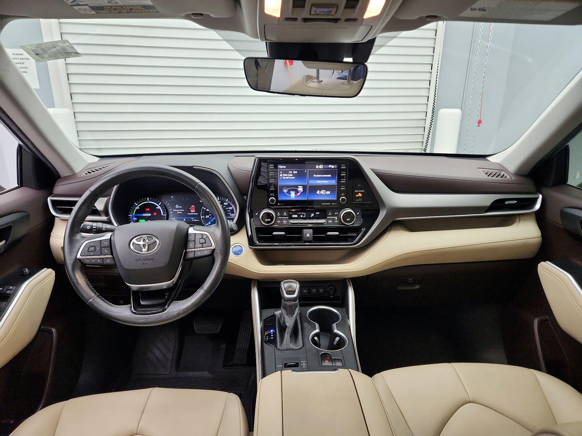 Thumbnail: 2020 Toyota Highlander - 9