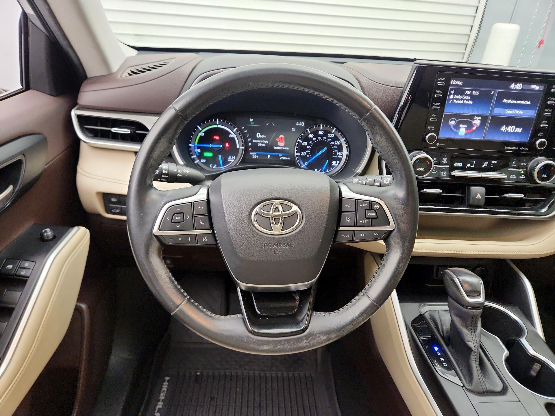 Thumbnail: 2020 Toyota Highlander - 10