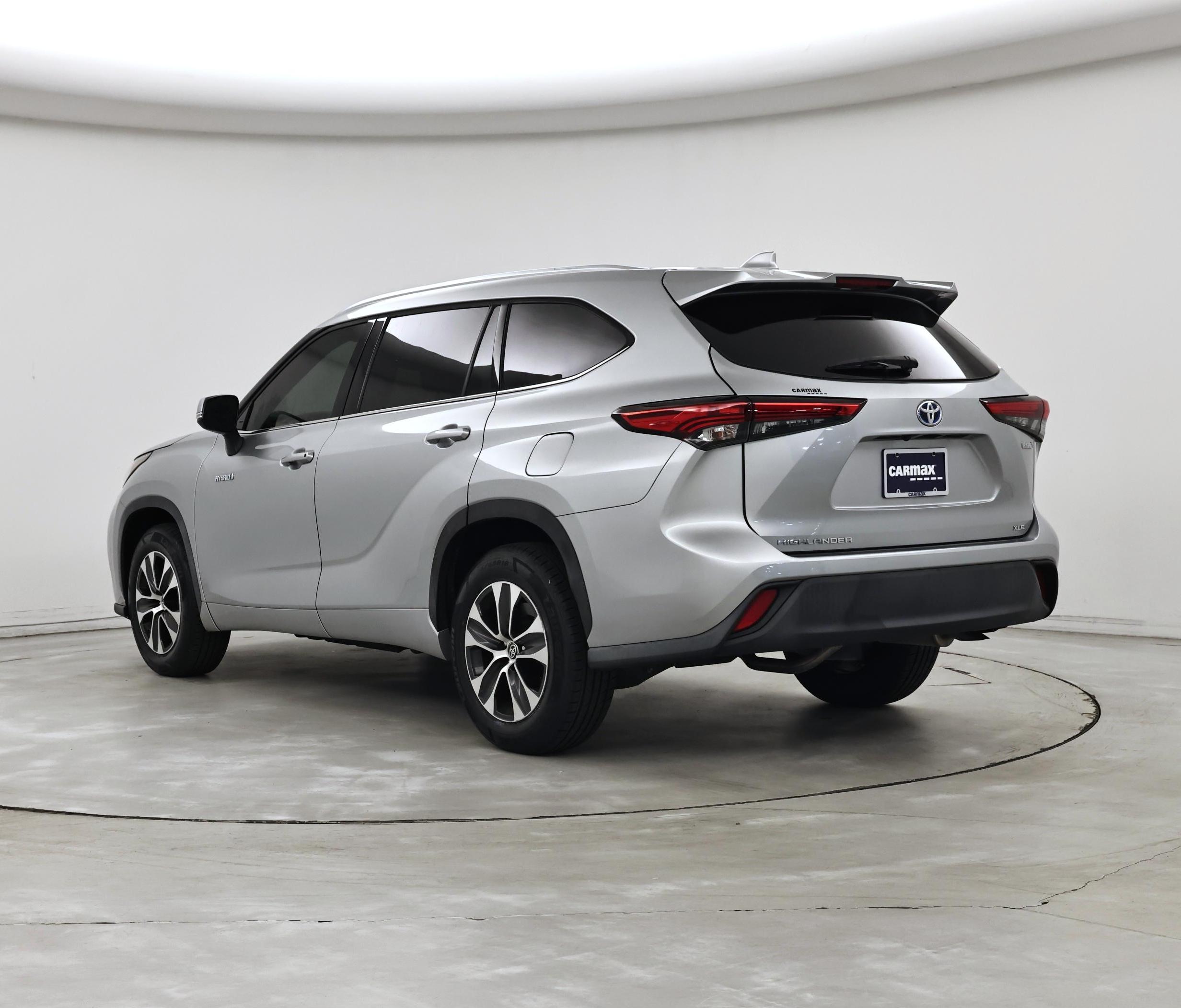 Thumbnail: 2020 Toyota Highlander - 2