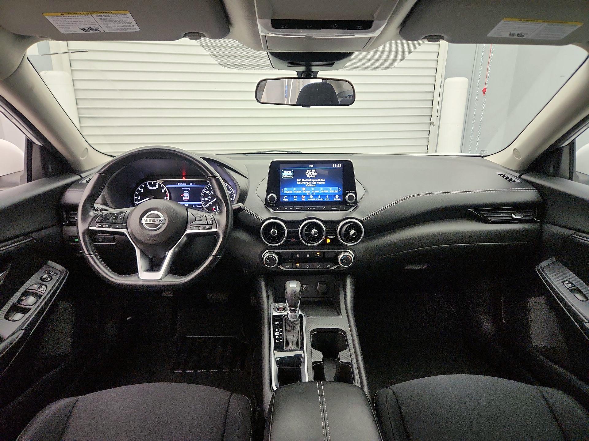 Thumbnail: 2023 Nissan Sentra - 9
