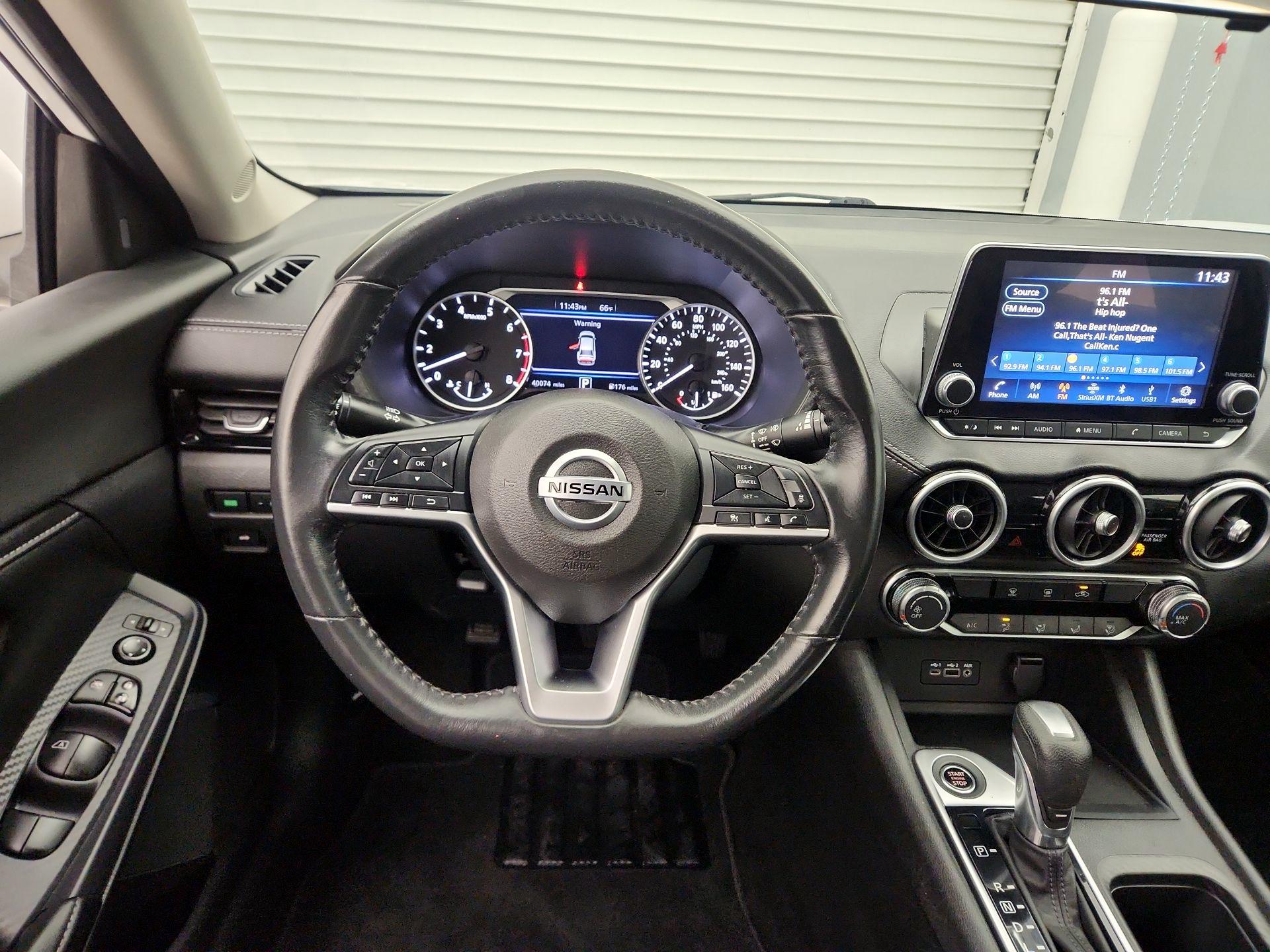 Thumbnail: 2023 Nissan Sentra - 10
