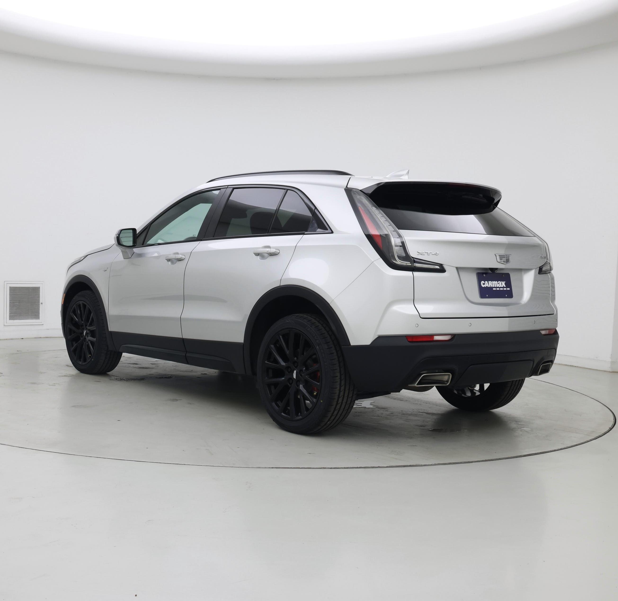 Thumbnail: 2021 Cadillac XT4 - 2