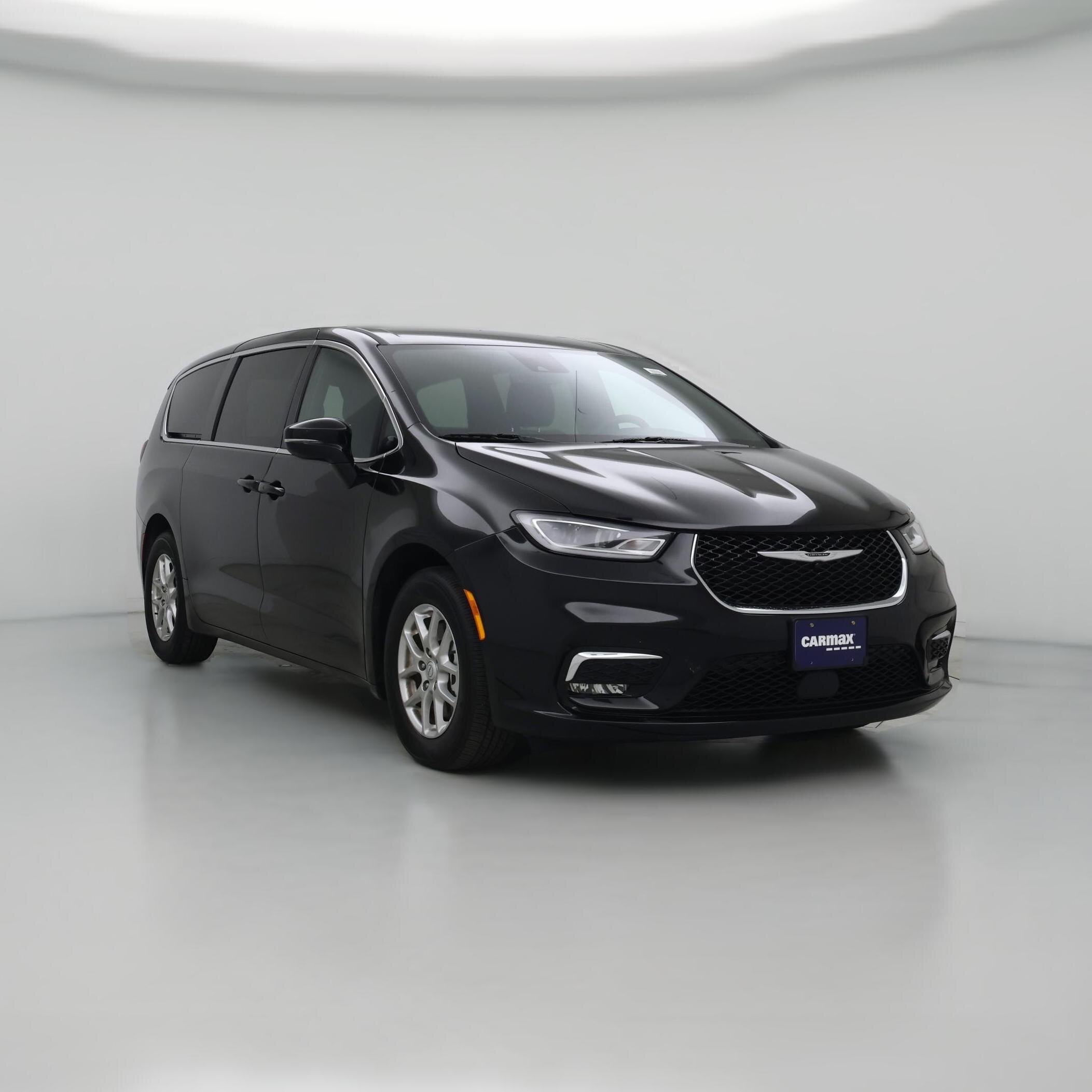 Thumbnail: 2025 Chrysler Pacifica - 1