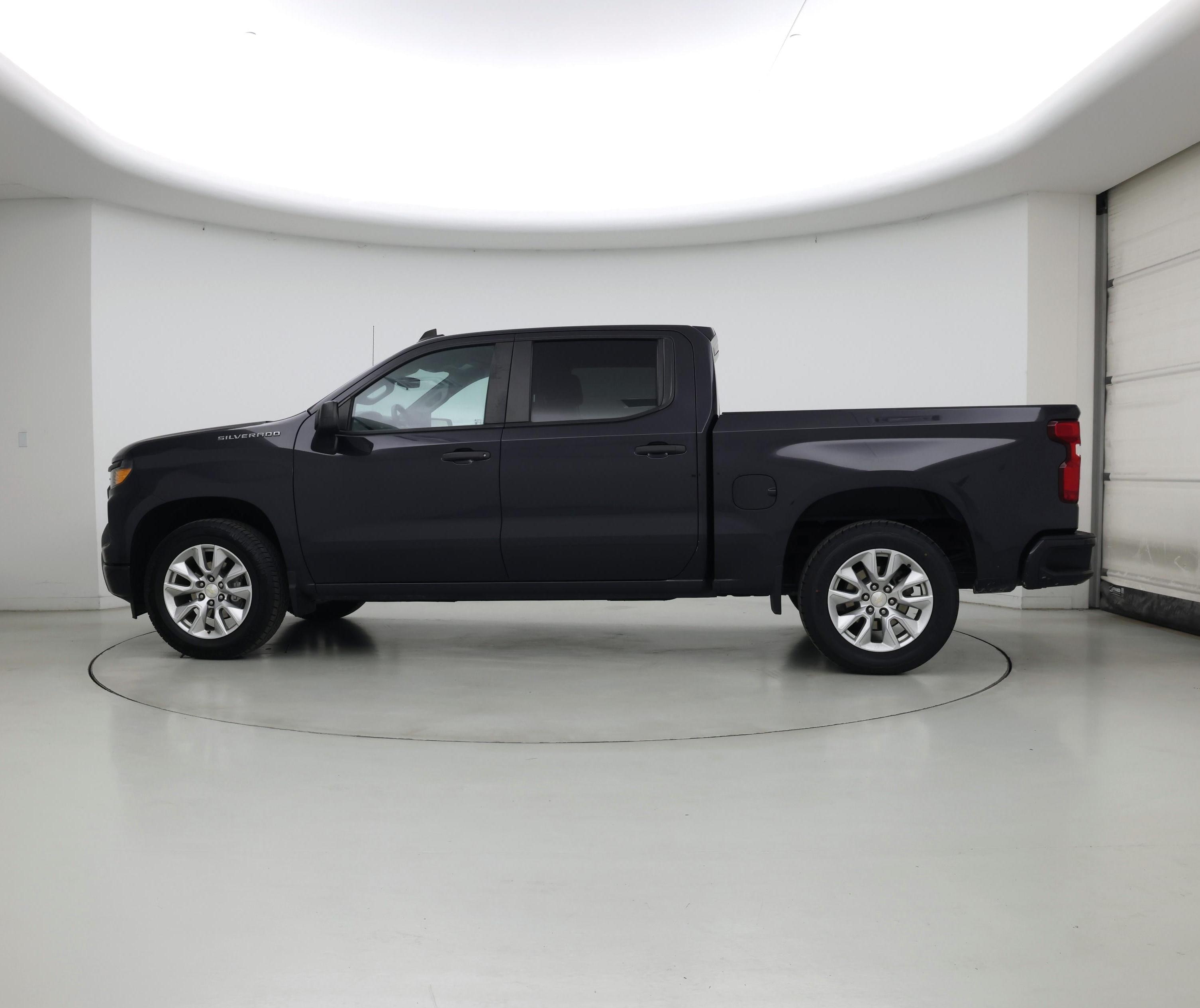 Thumbnail: 2023 Chevrolet Silverado 1500 - 3