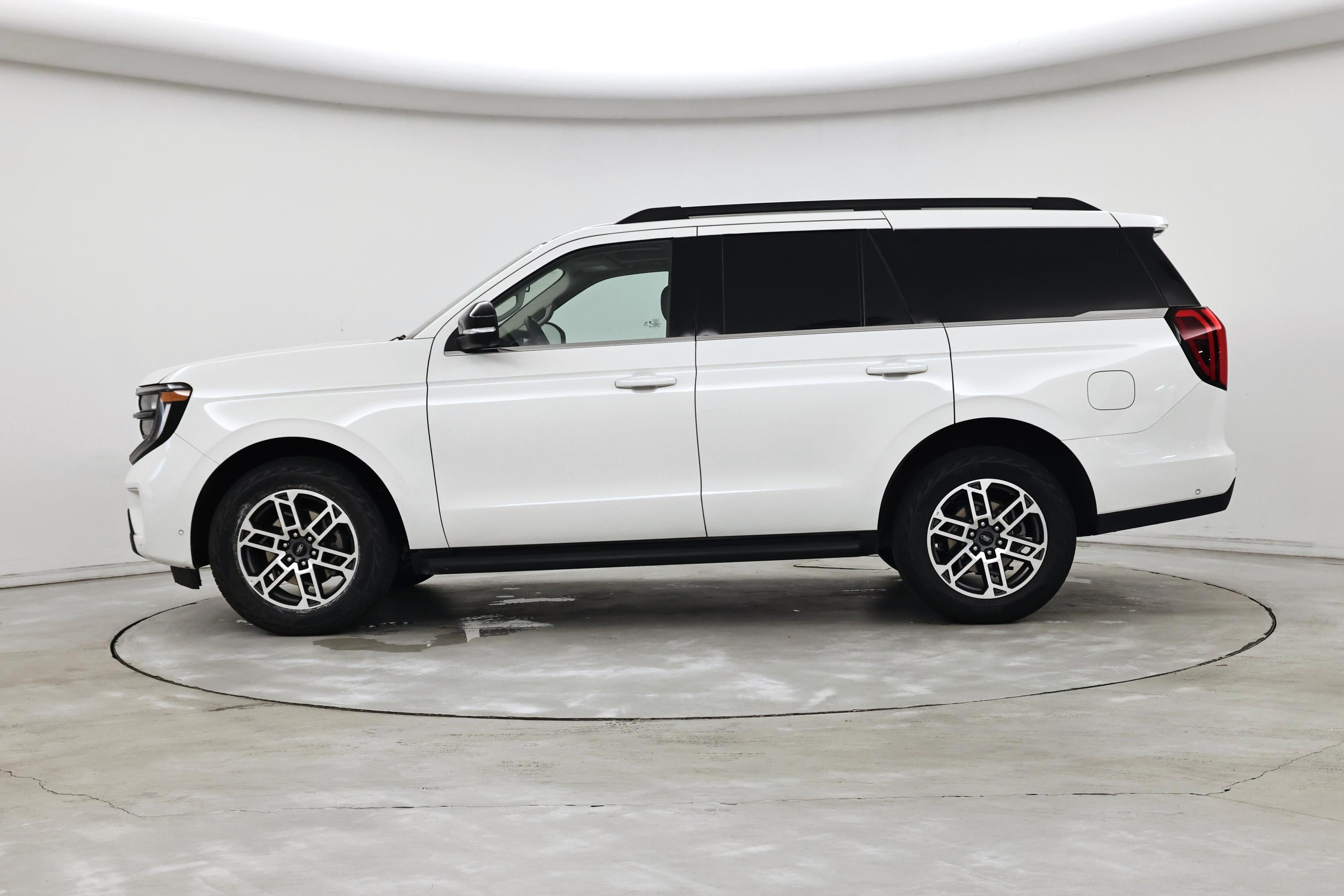 Thumbnail: 2025 Ford Expedition - 3