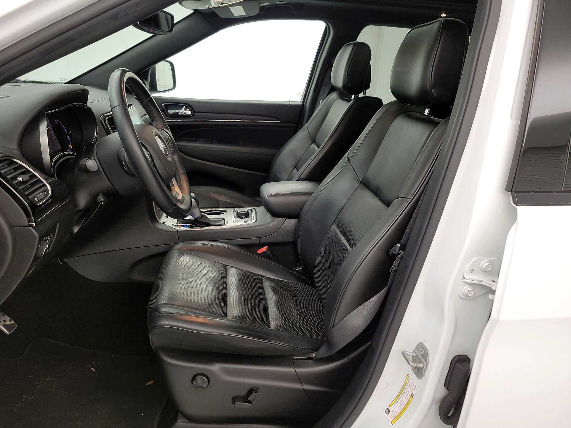 Thumbnail: 2019 Jeep Grand Cherokee - 11