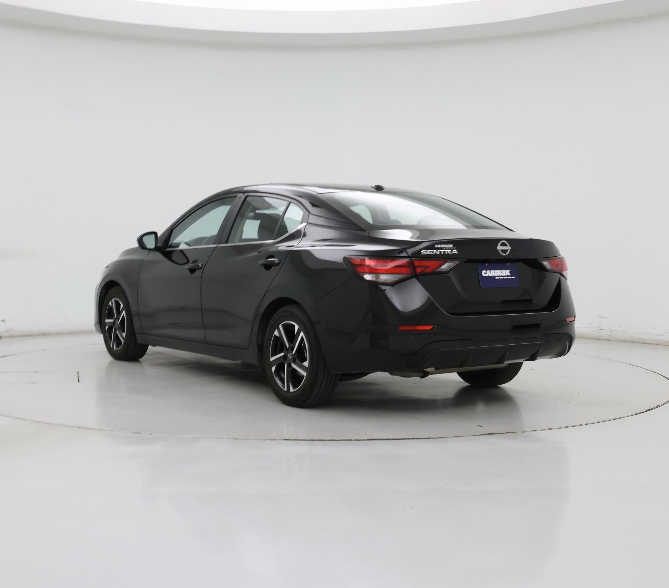 Thumbnail: 2025 Nissan Sentra - 2