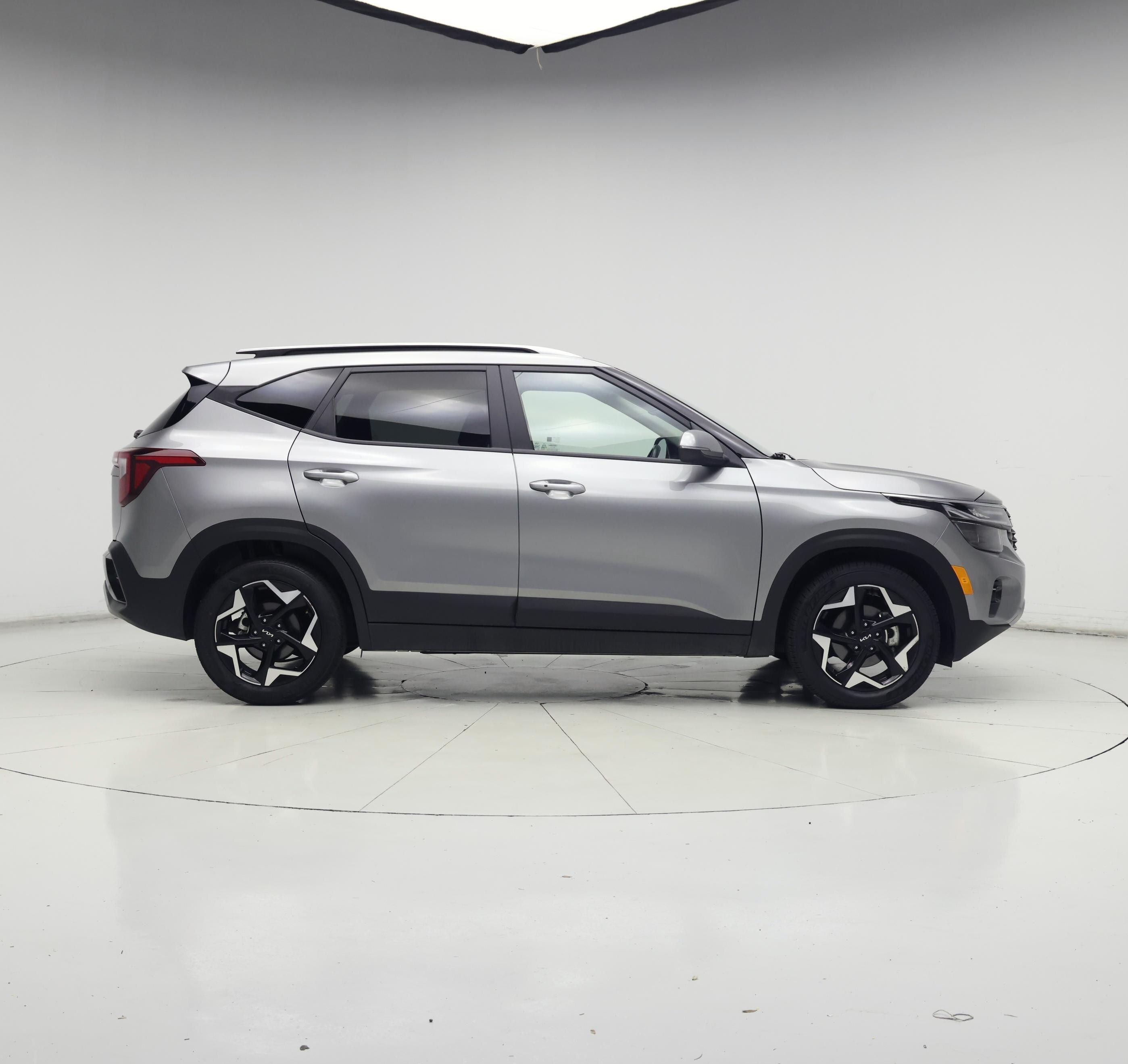 Thumbnail: 2025 Kia Seltos - 7