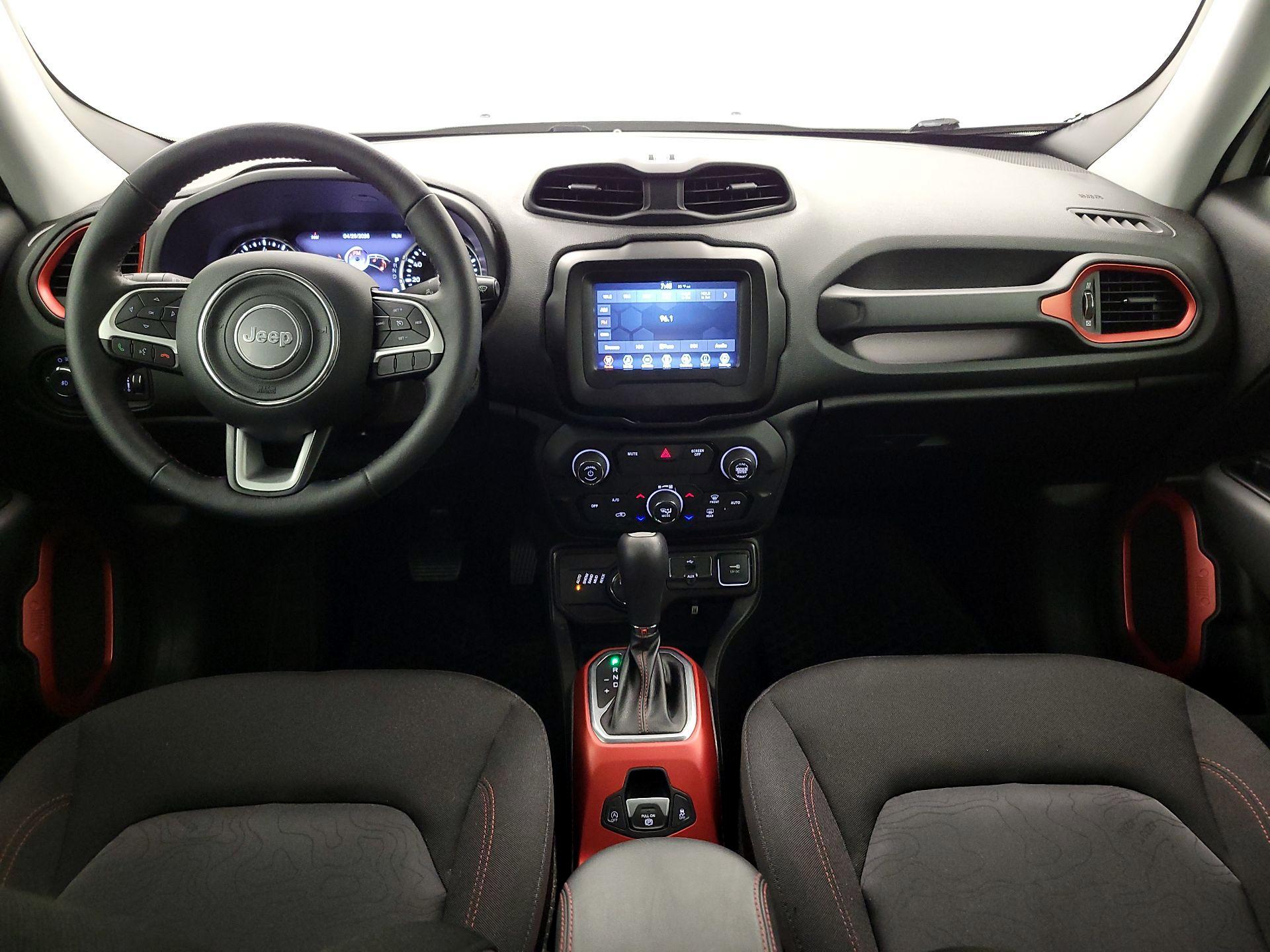 Thumbnail: 2020 Jeep Renegade - 9