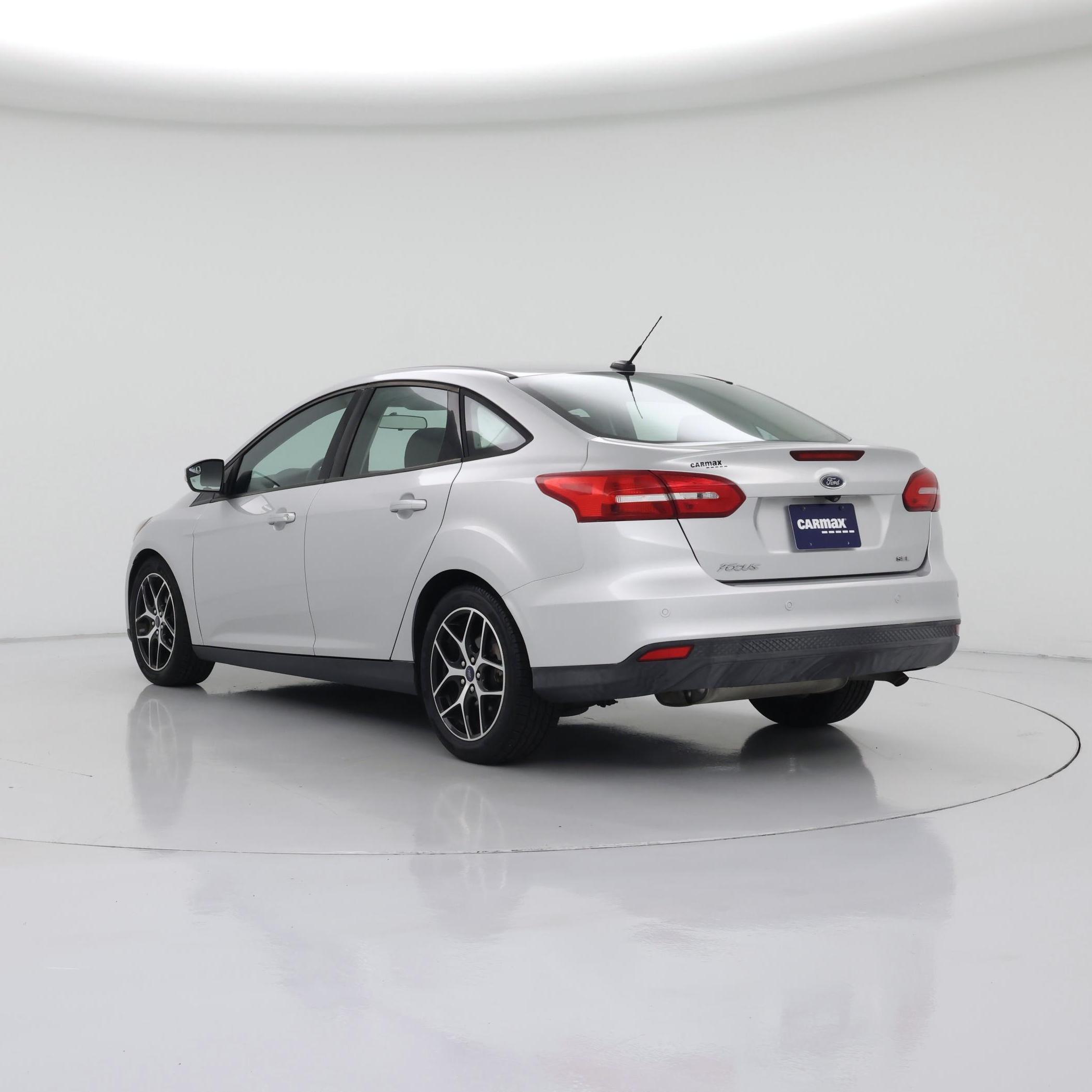 Thumbnail: 2017 Ford Focus - 2