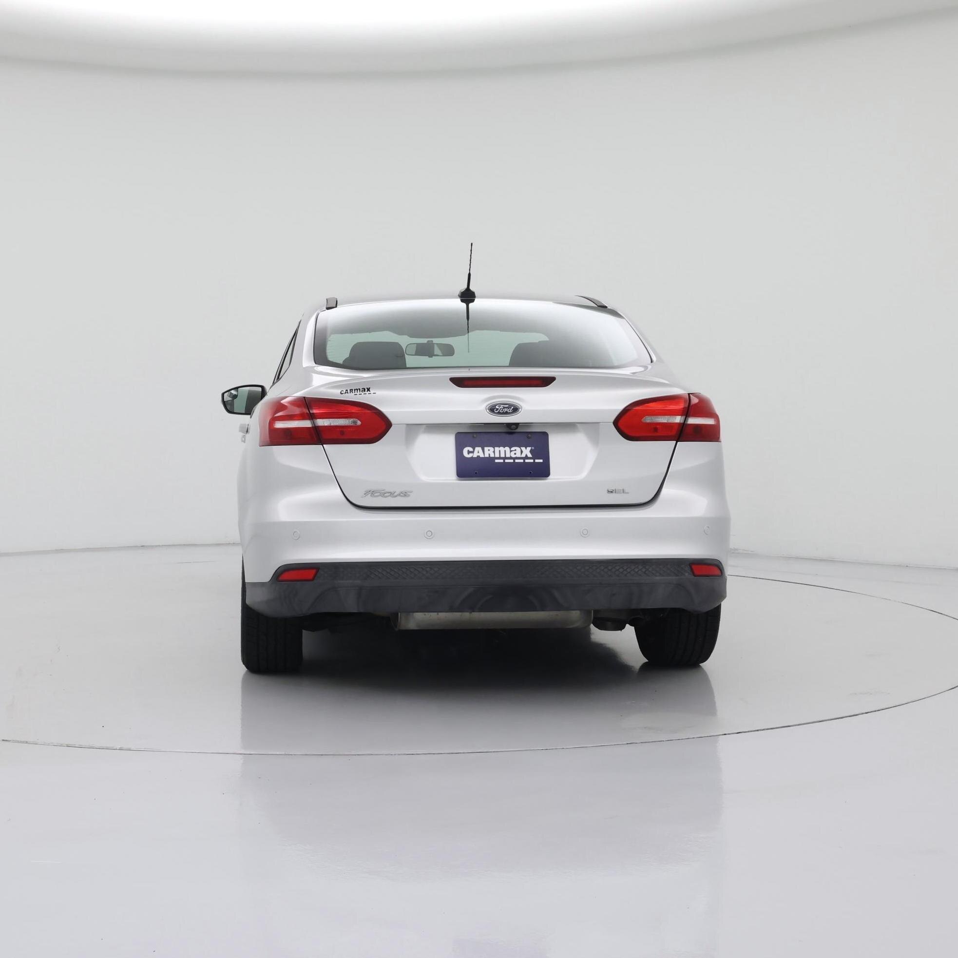 Thumbnail: 2017 Ford Focus - 6