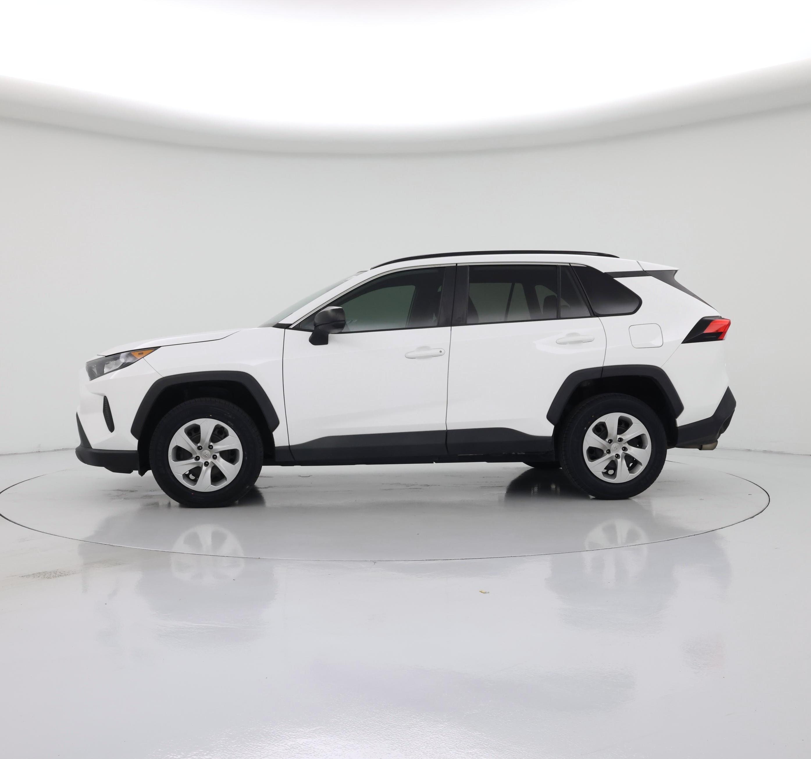 Thumbnail: 2020 Toyota RAV4 - 3