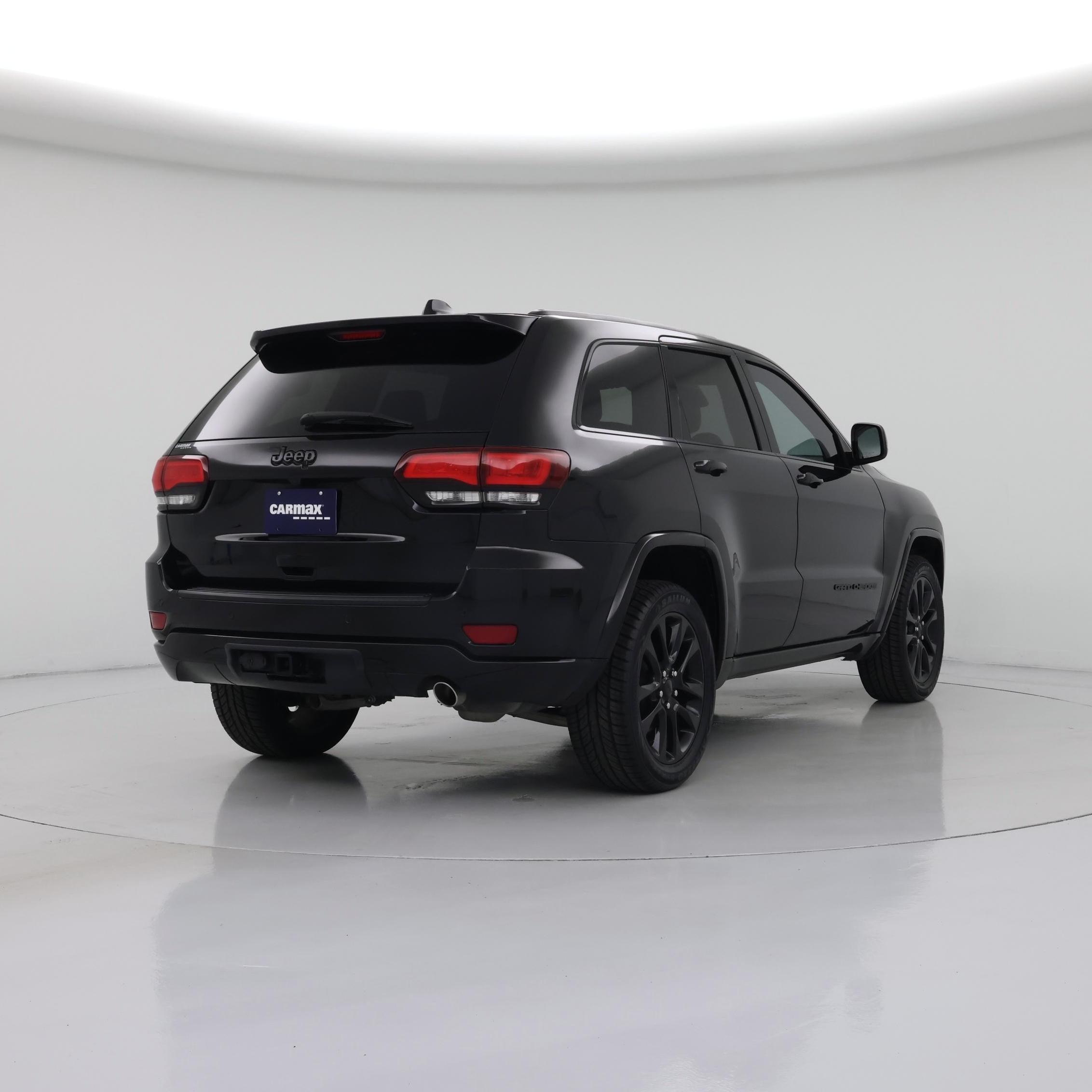 Thumbnail: 2020 Jeep Grand Cherokee - 8