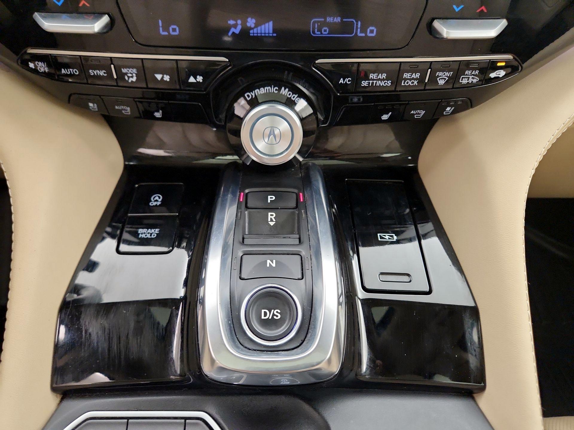 Thumbnail: 2022 Acura MDX - 18