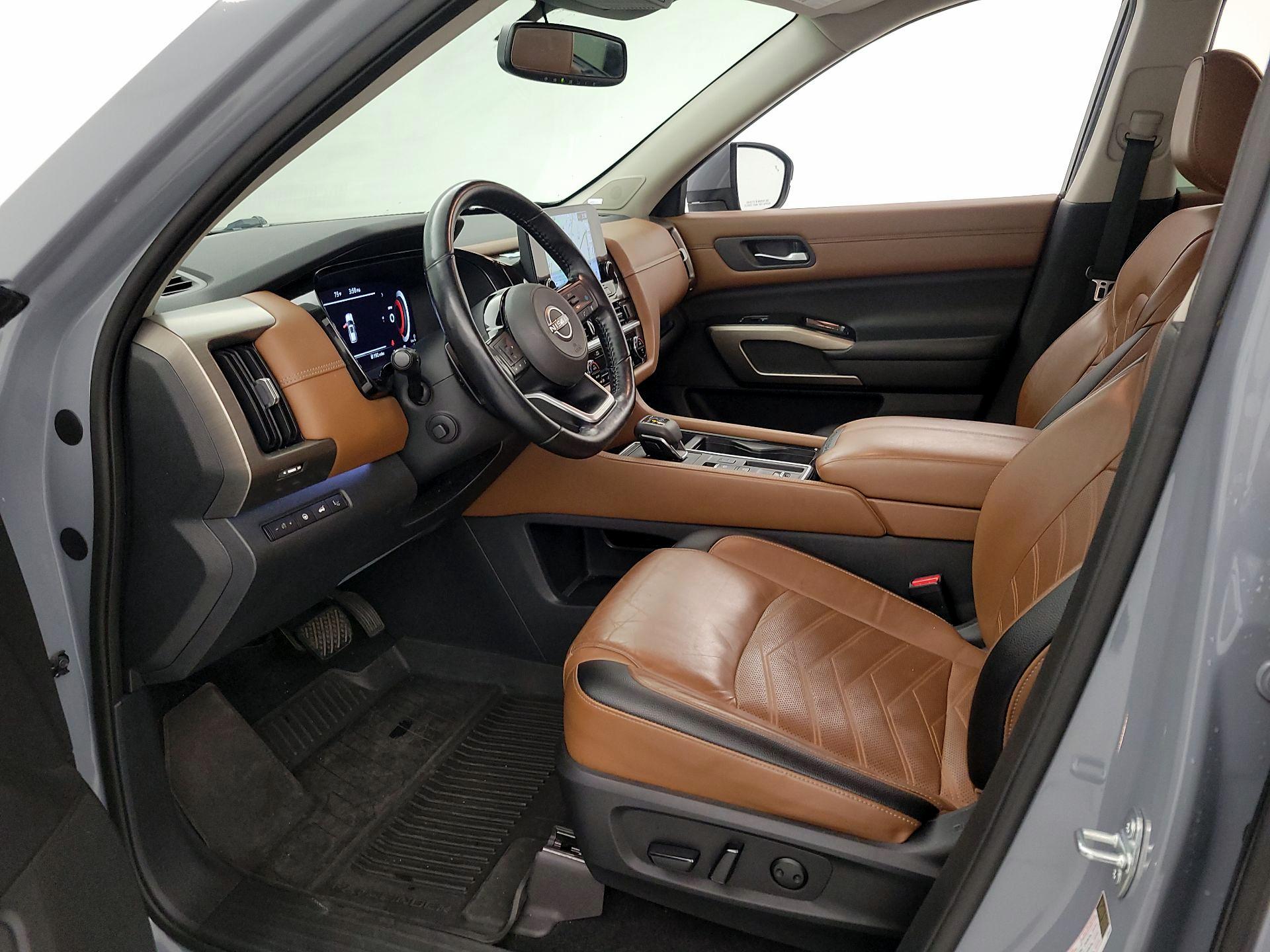Thumbnail: 2022 Nissan Pathfinder - 11