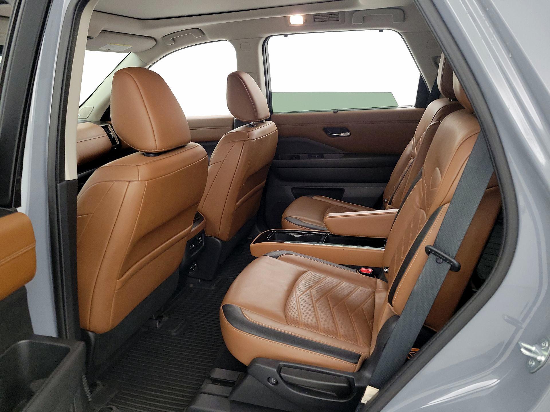 Thumbnail: 2022 Nissan Pathfinder - 20