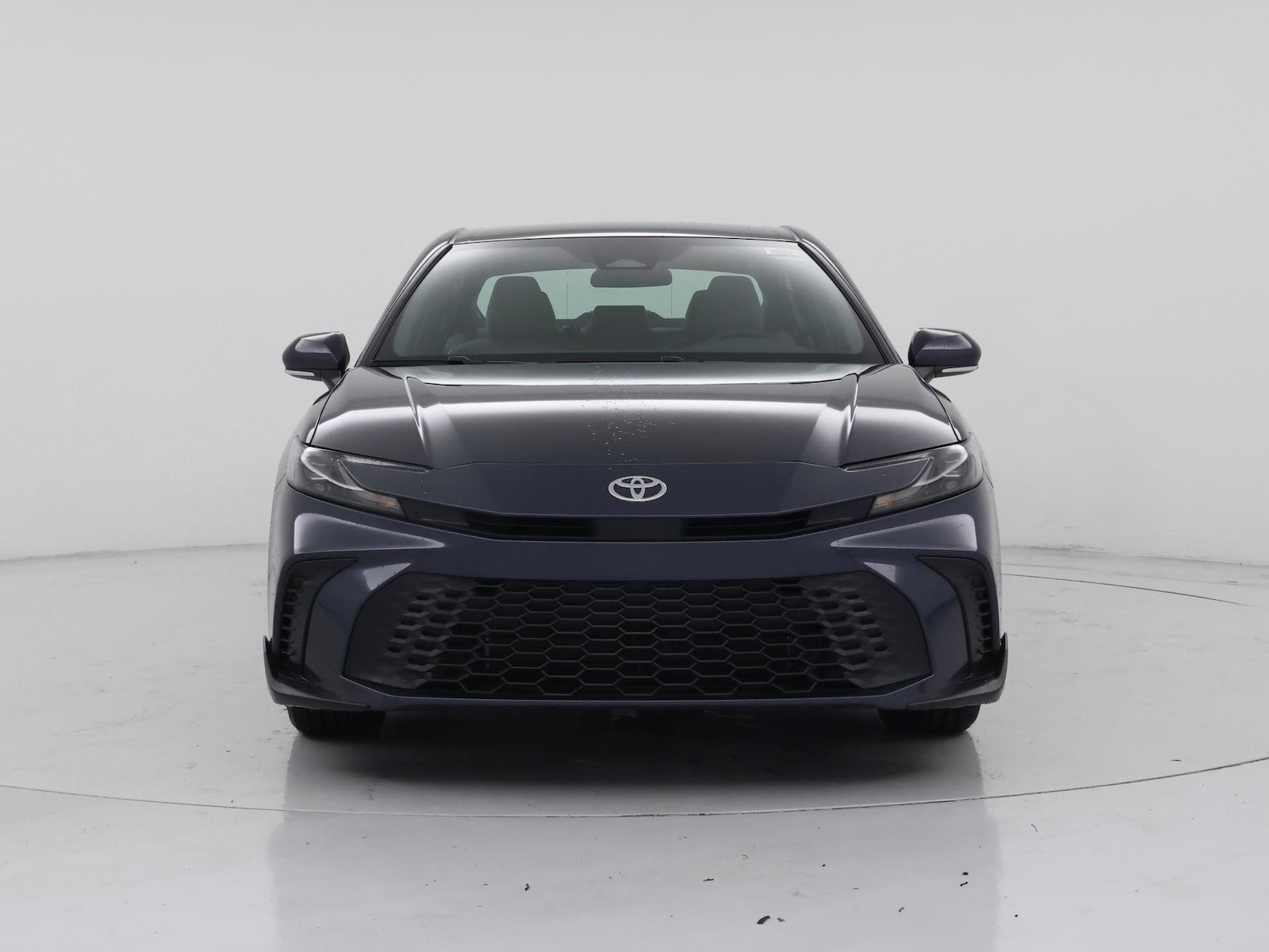 2026 Toyota Camry SE - Photo 6