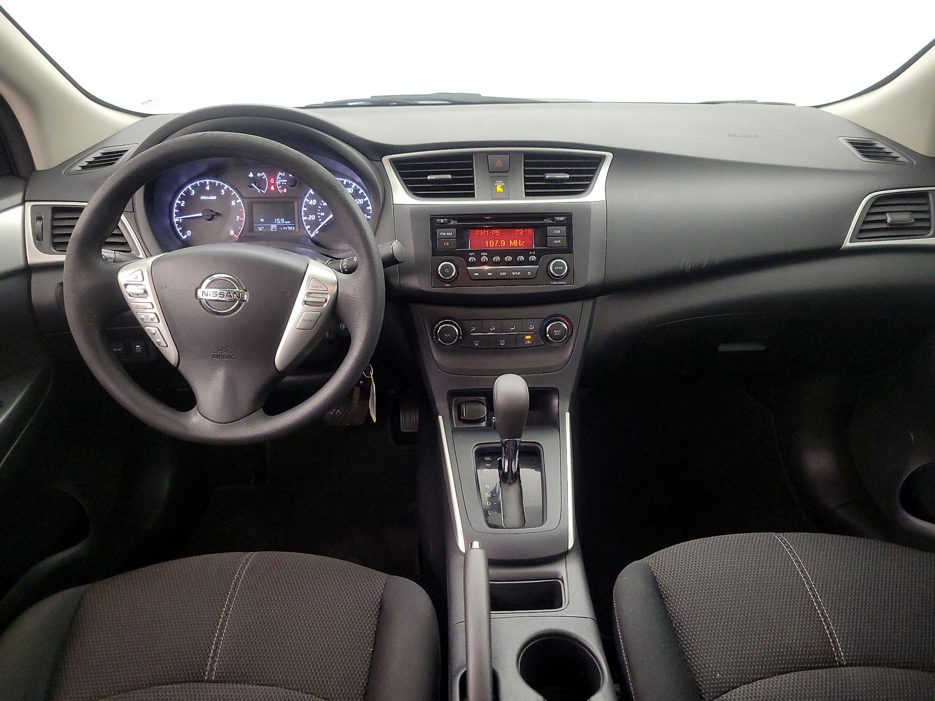 Thumbnail: 2017 Nissan Sentra - 9