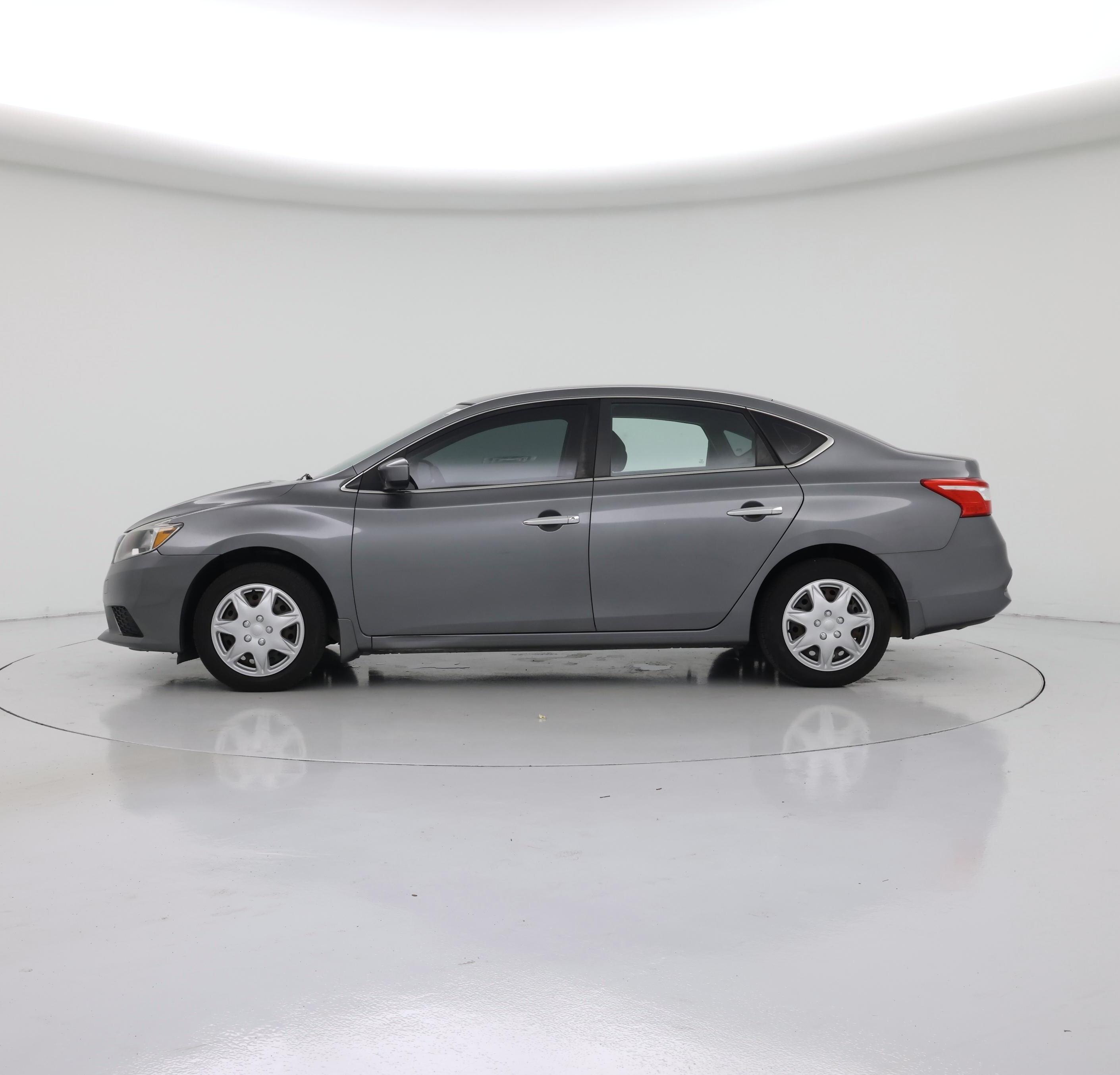 Thumbnail: 2017 Nissan Sentra - 3