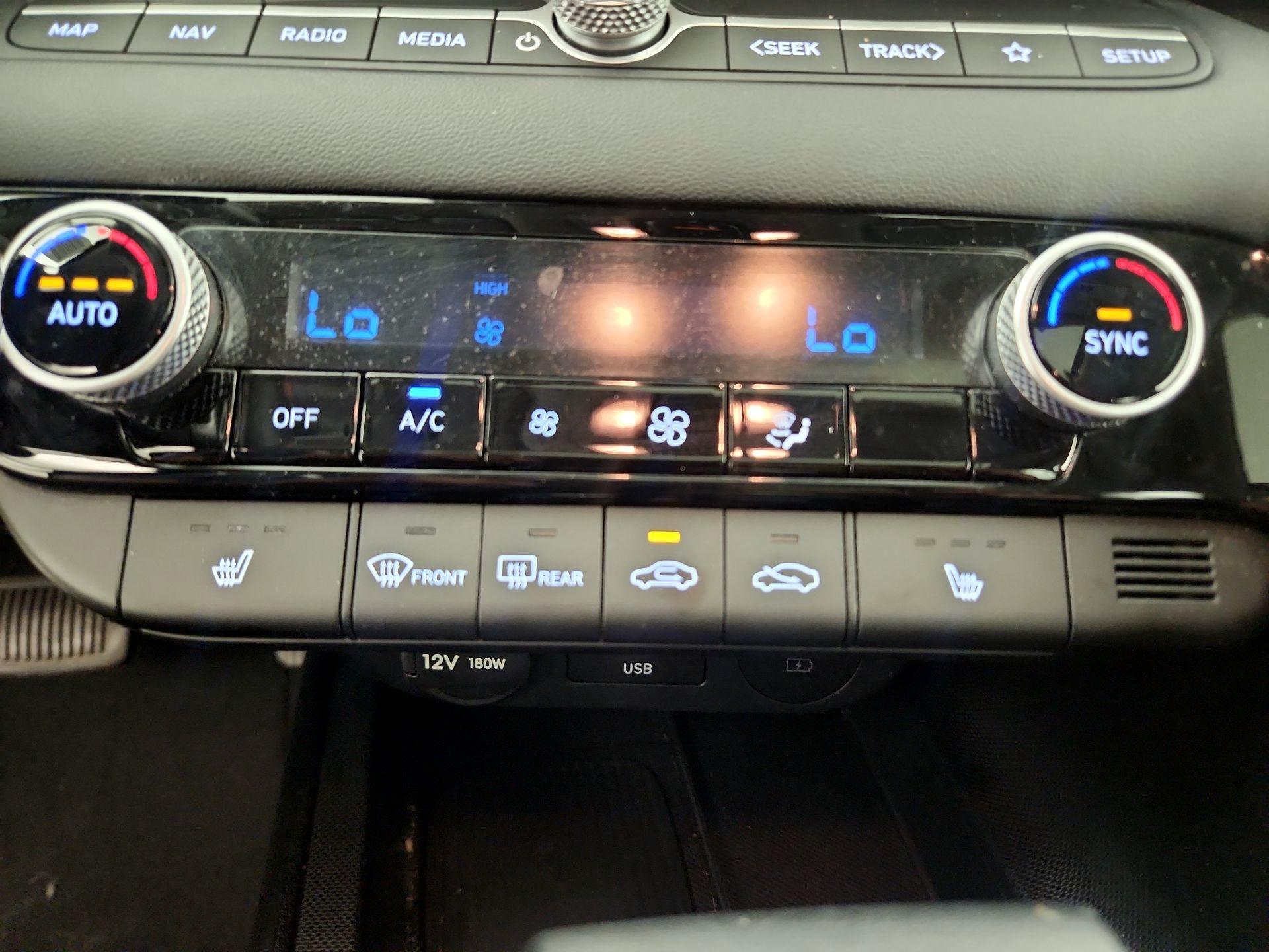 Thumbnail: 2025 Hyundai Elantra - 15