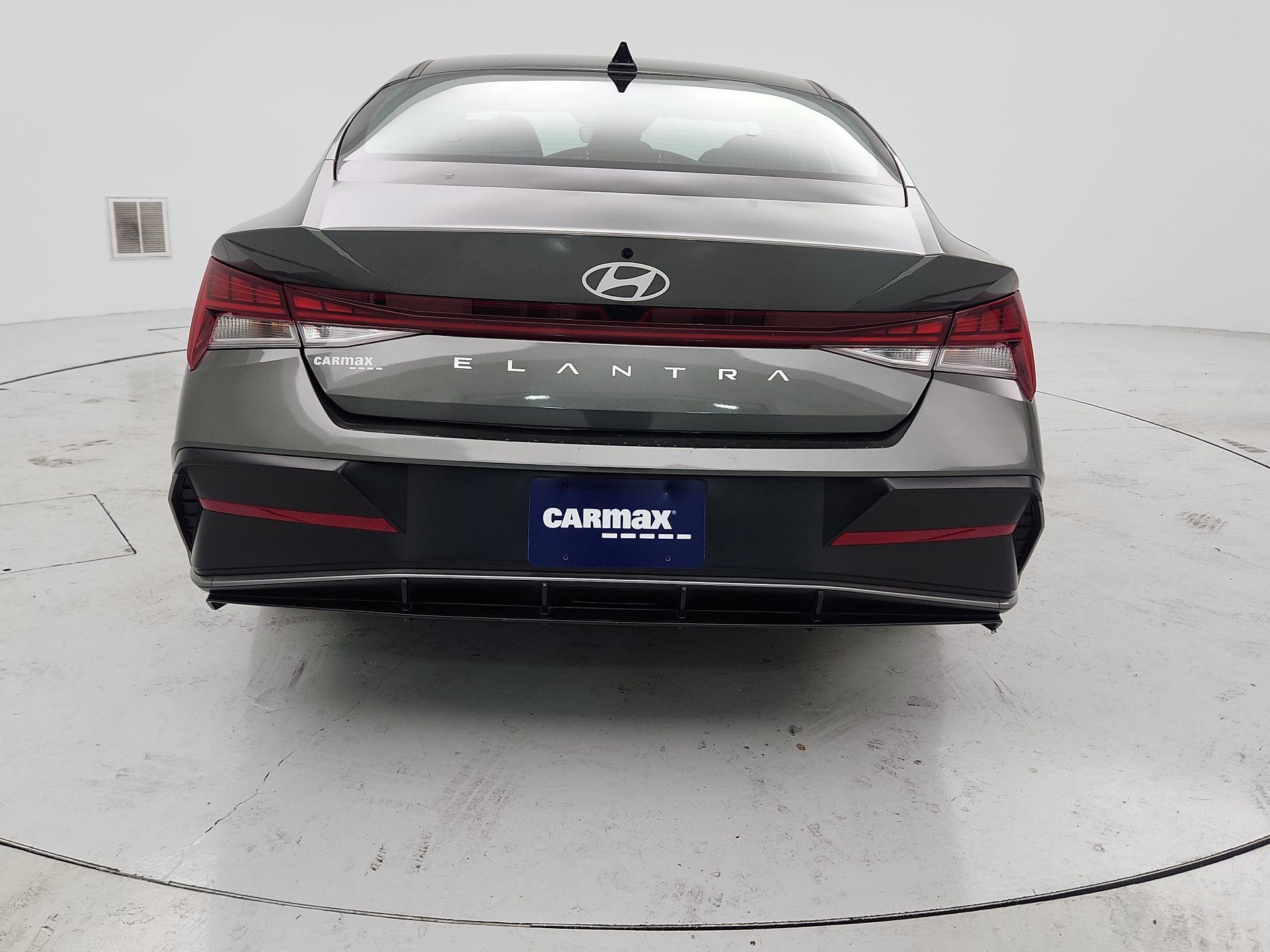 Thumbnail: 2025 Hyundai Elantra - 6