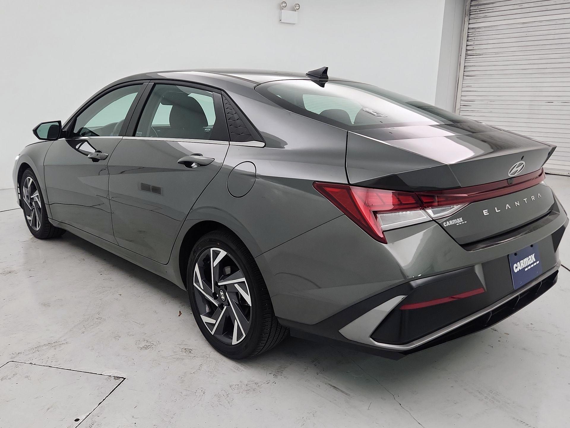 Thumbnail: 2025 Hyundai Elantra - 7