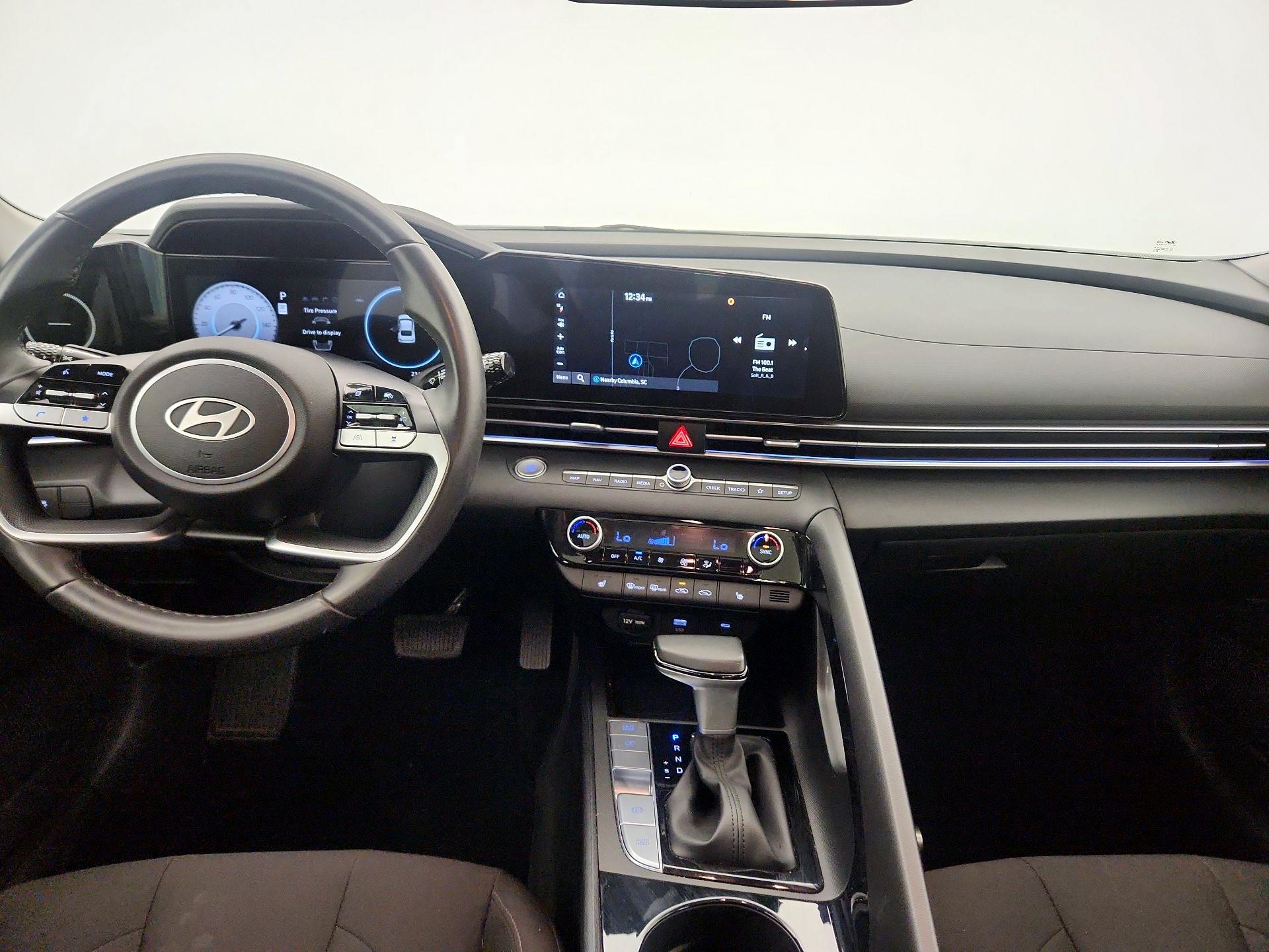 Thumbnail: 2025 Hyundai Elantra - 8