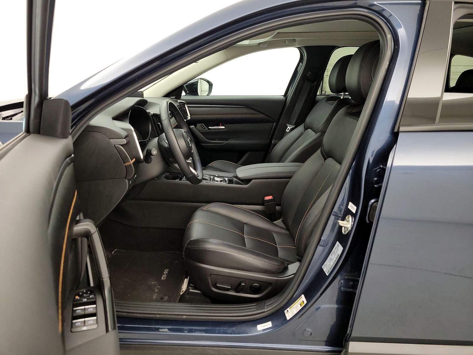 2025 Mazda CX-50 Premium Plus - Photo 12