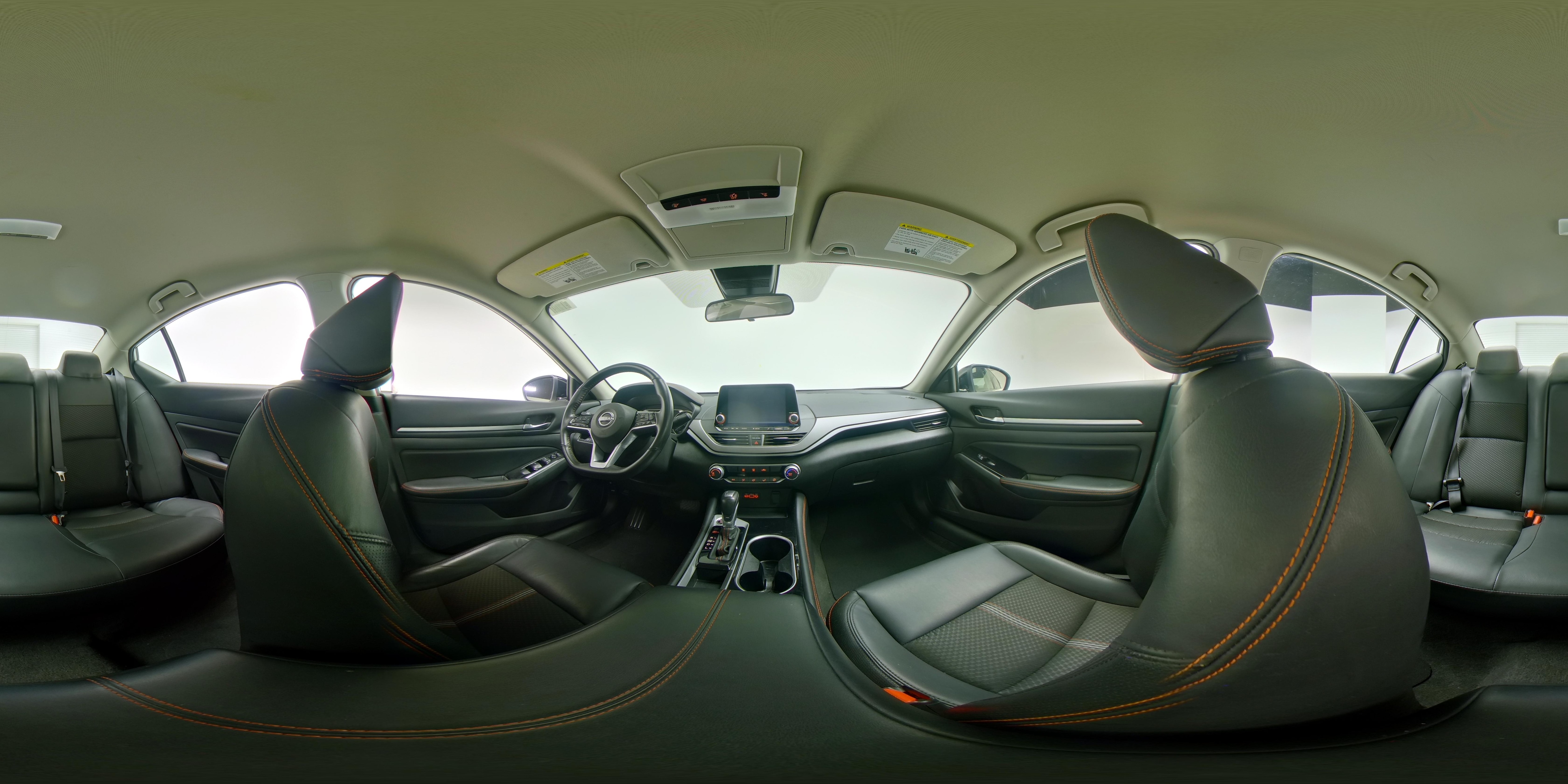 2025 Nissan Altima SR - Photo 24