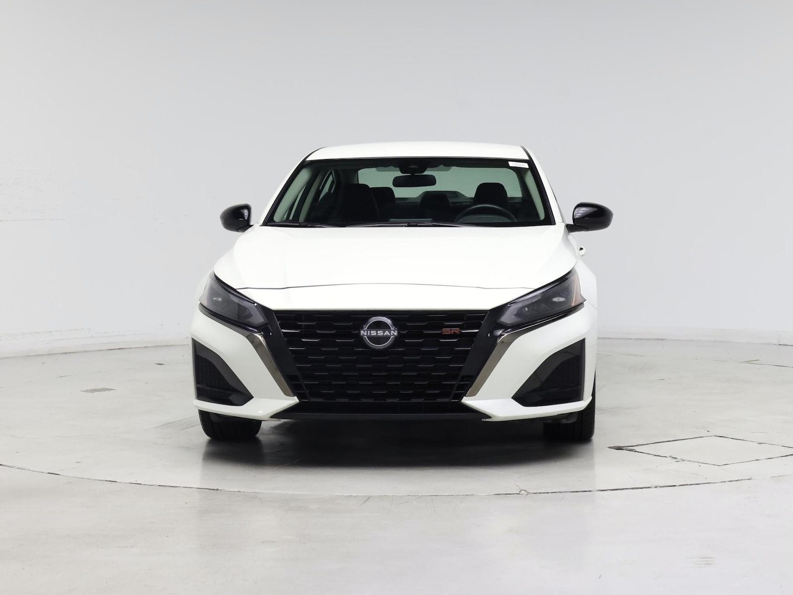 2025 Nissan Altima SR - Photo 6