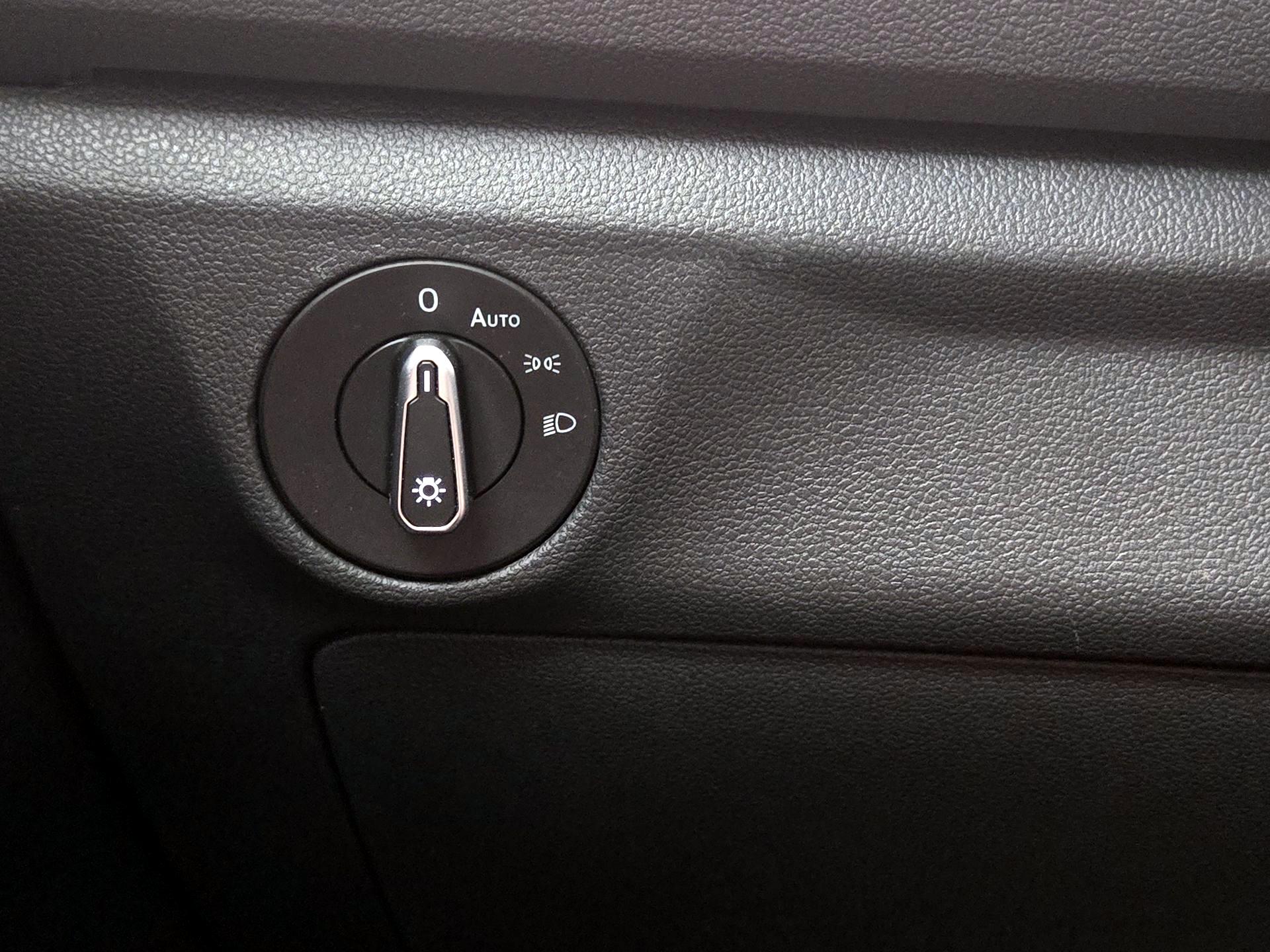 Thumbnail: 2024 Volkswagen Jetta - 13