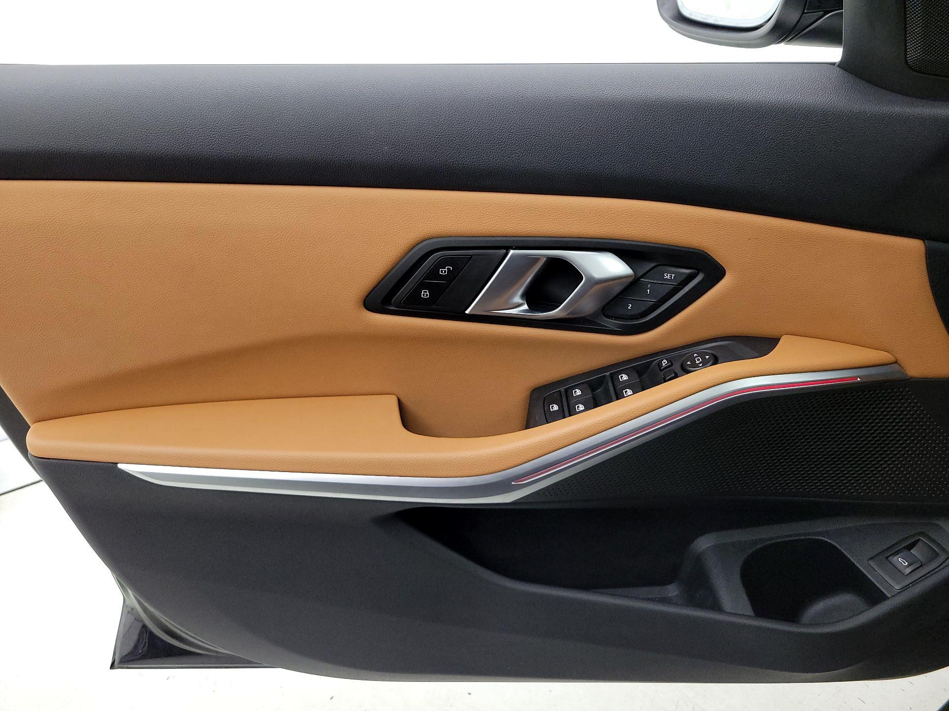 Thumbnail: 2025 BMW 3 Series - 12
